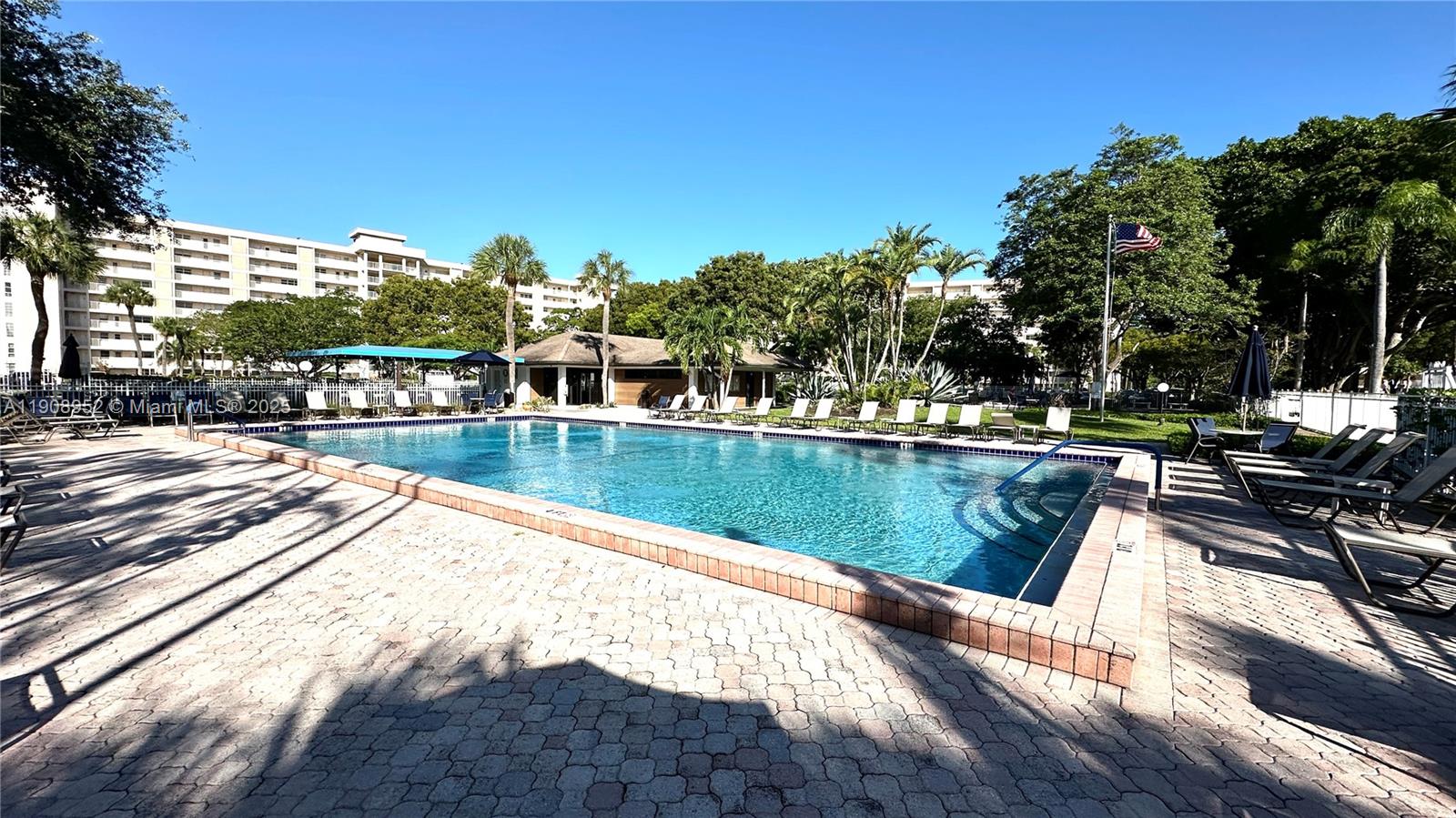 NO 14 PALM-AIRE COUNTRY C - Residential