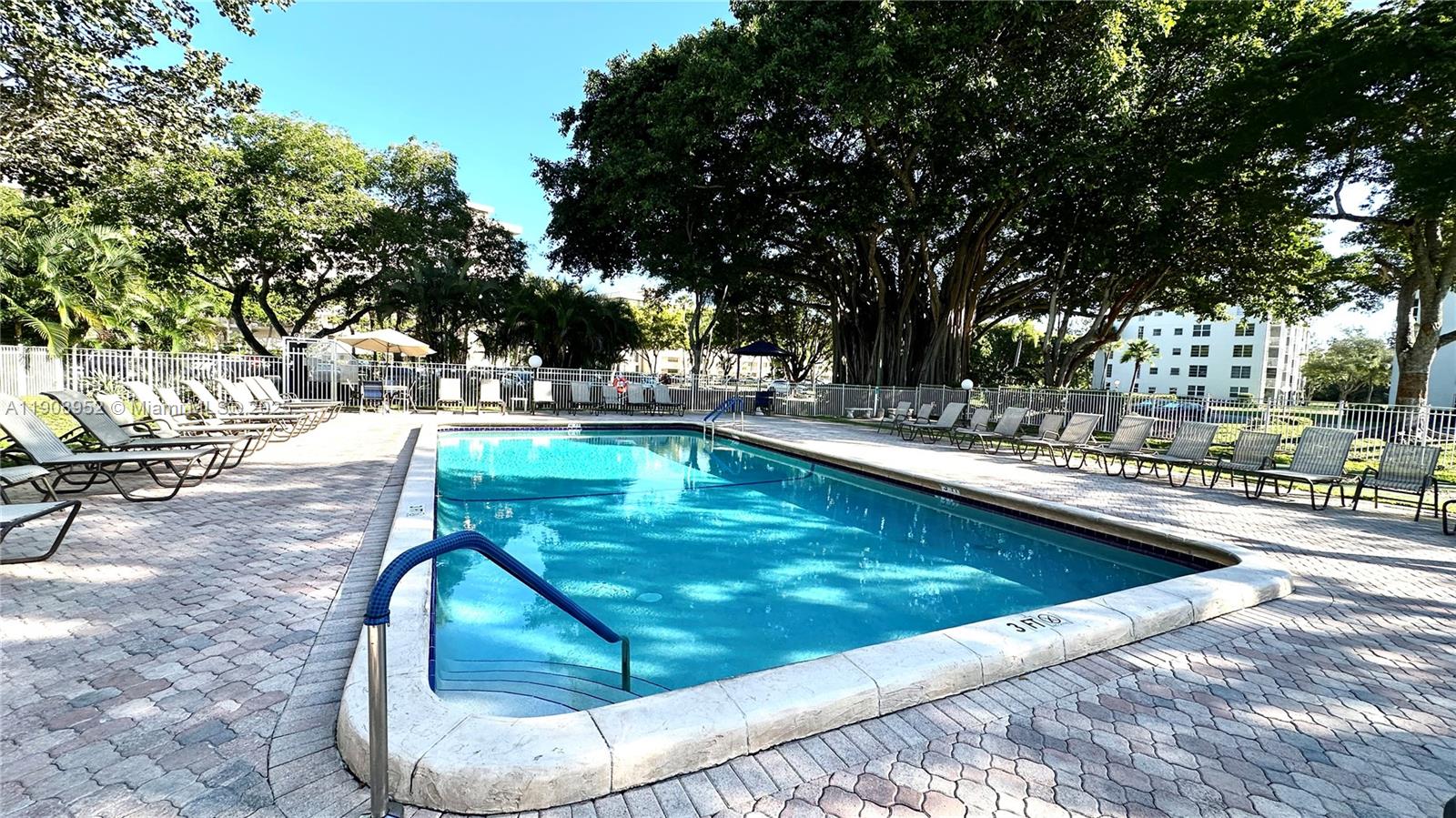 NO 14 PALM-AIRE COUNTRY C - Residential