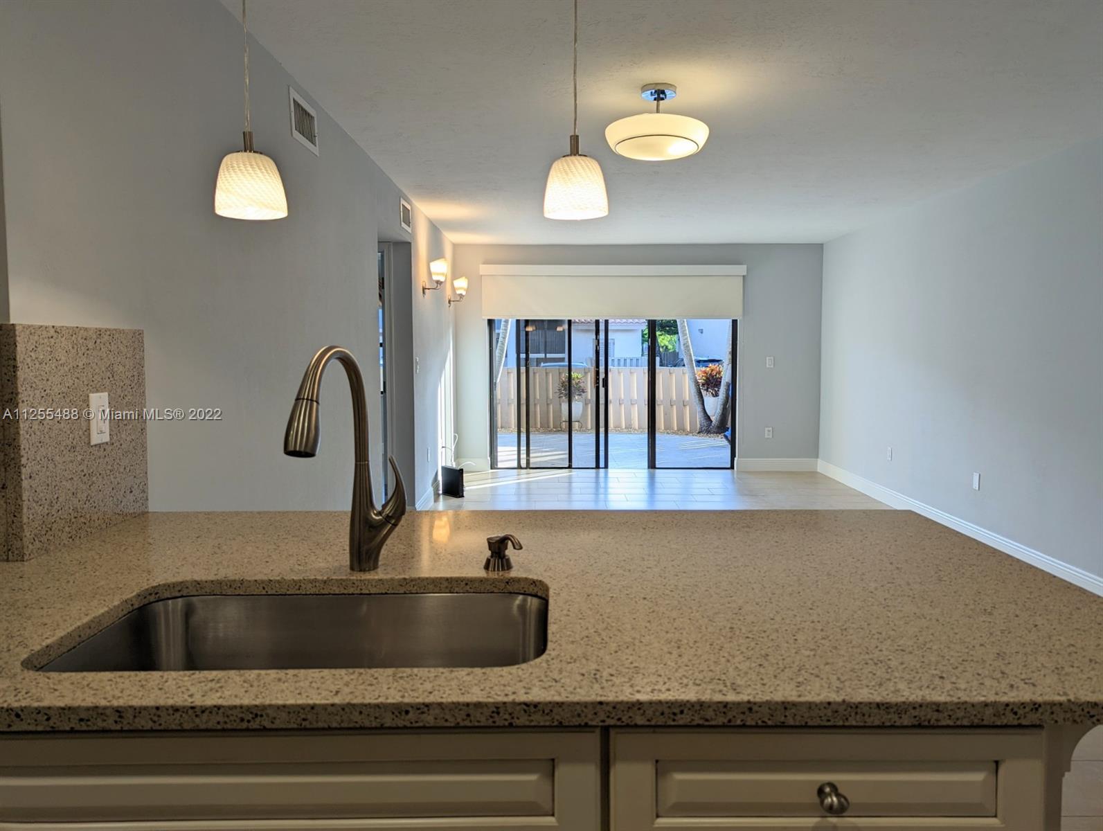 PARK LAKE VILG CONDO PHS - Residential Lease