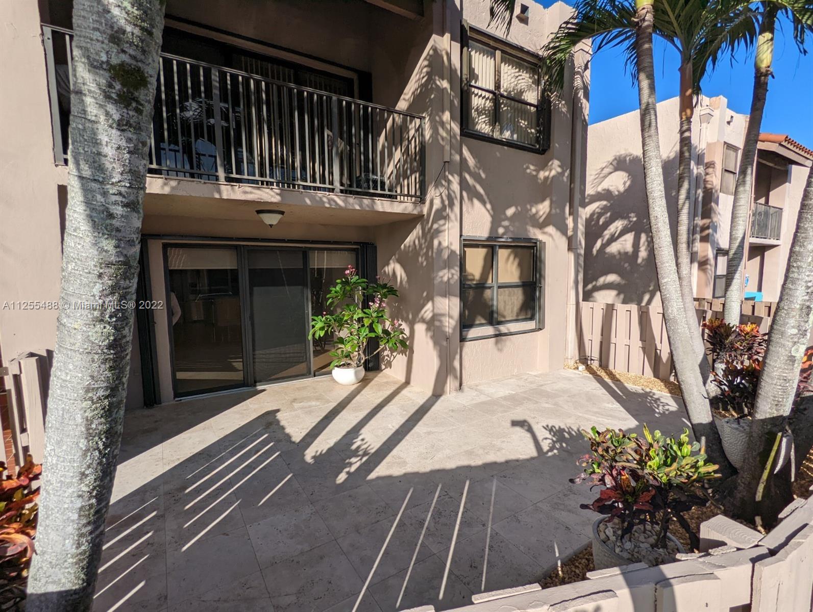 PARK LAKE VILG CONDO PHS - Residential Lease