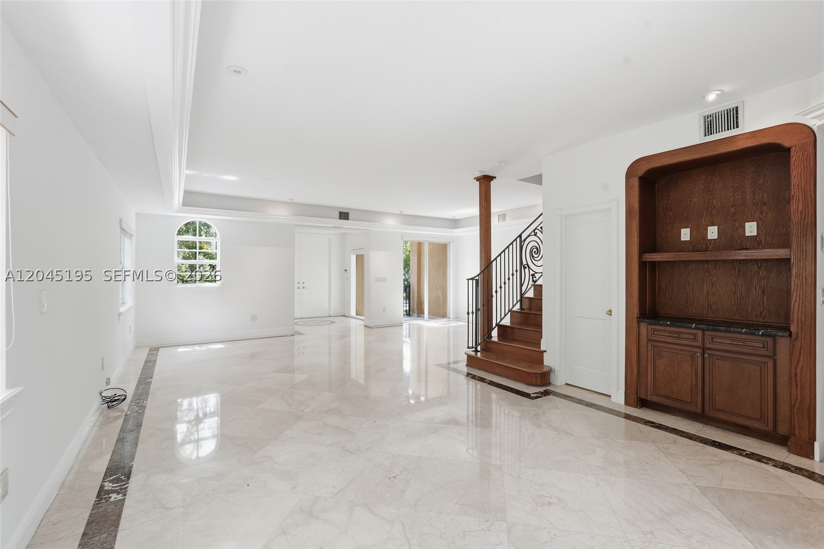 TROPICAL ISLE HOMES SUB P - Residential Lease