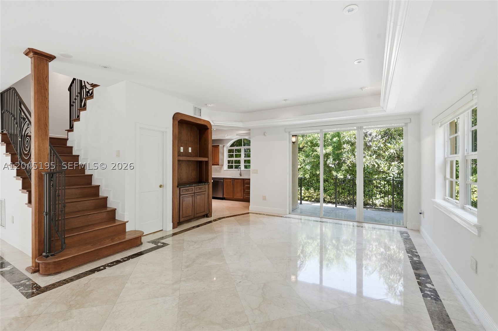 TROPICAL ISLE HOMES SUB P - Residential Lease