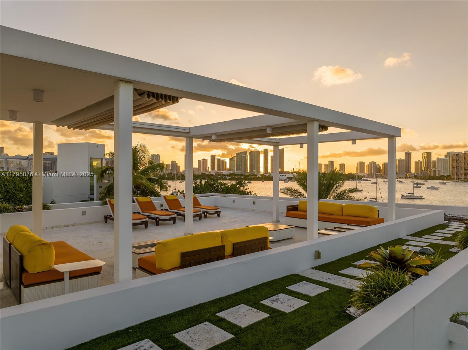 HIBISCUS ISLAND - Residential