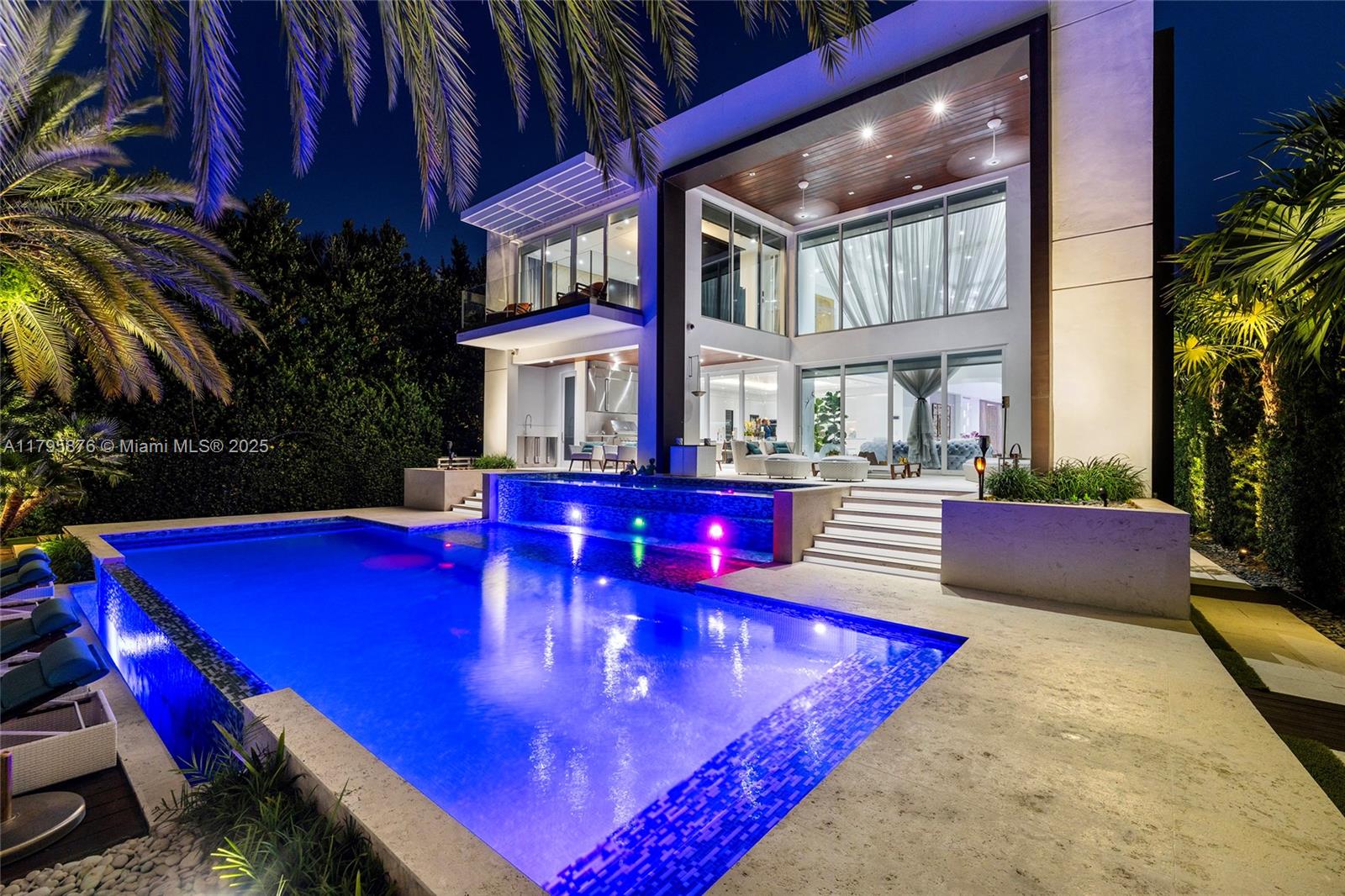 HIBISCUS ISLAND - Residential