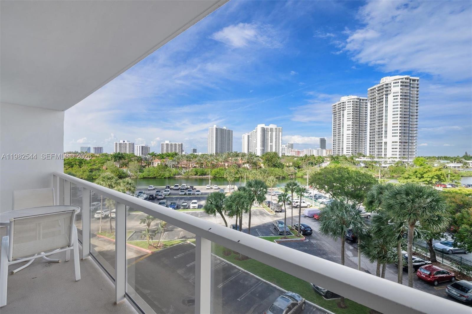FLAMENCO CONDO TOWER I - Residential