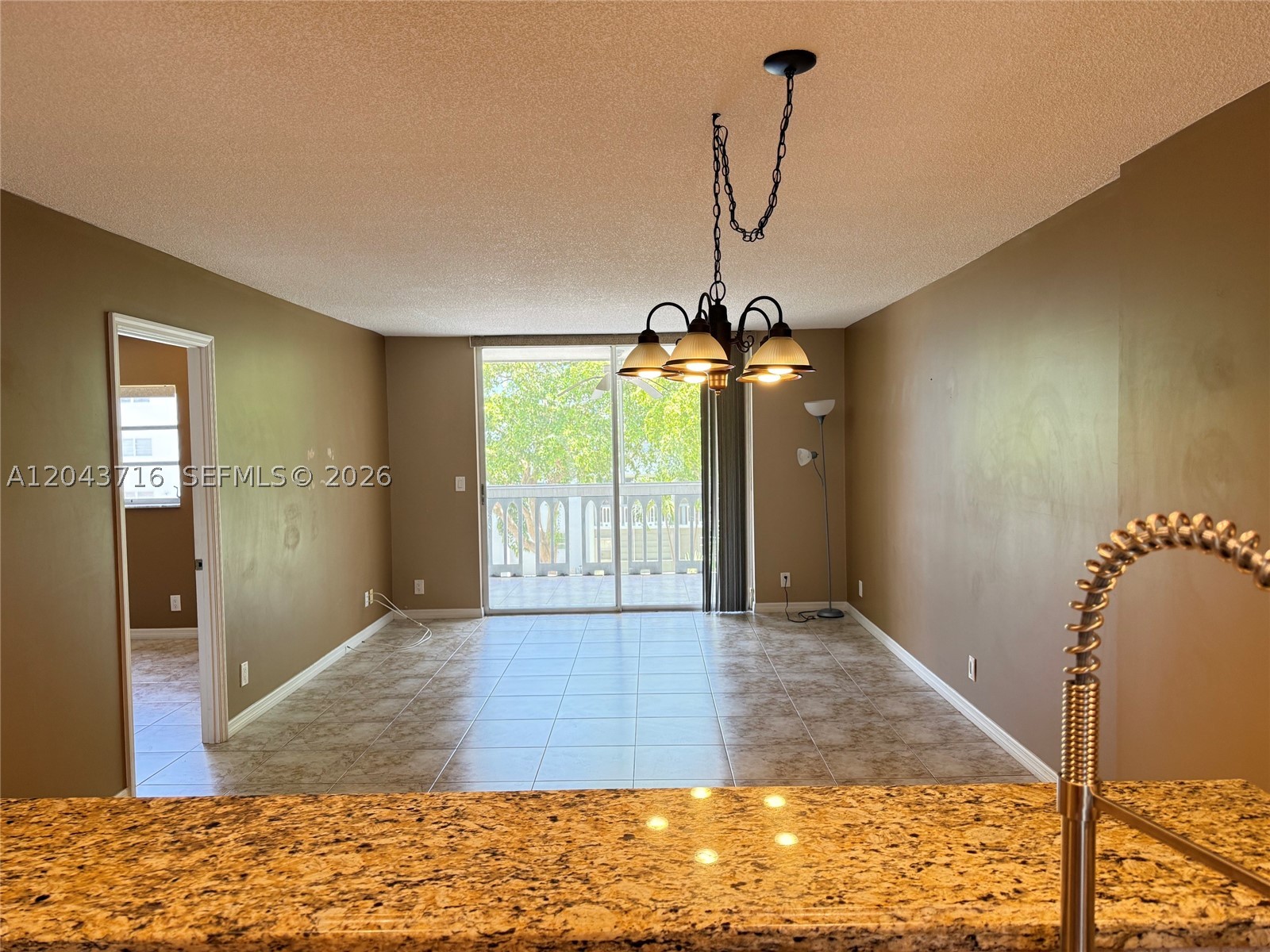 MEADOWBROOK TOWERS CONDO - Residential Lease