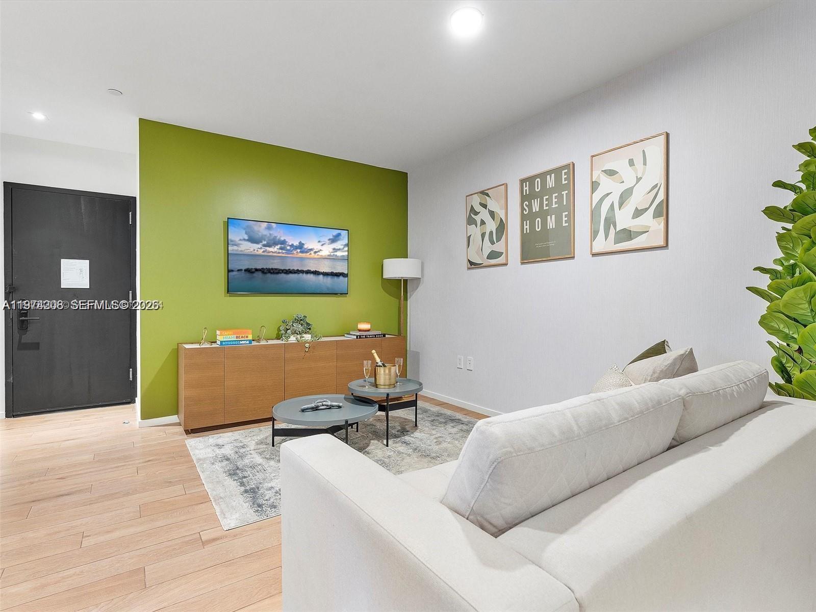 THE ELSER - Residential