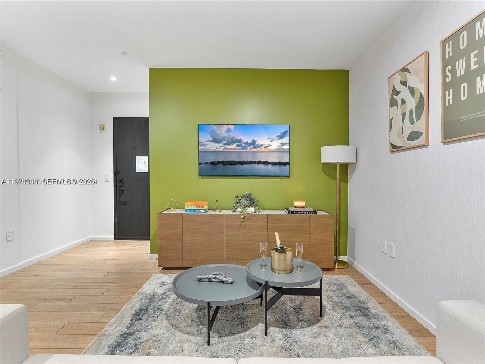 THE ELSER - Residential