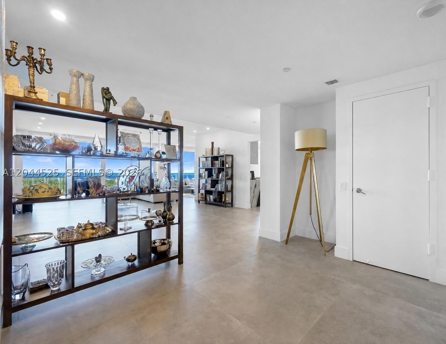 ONE ISLAND PLACE CONDO II - Residential