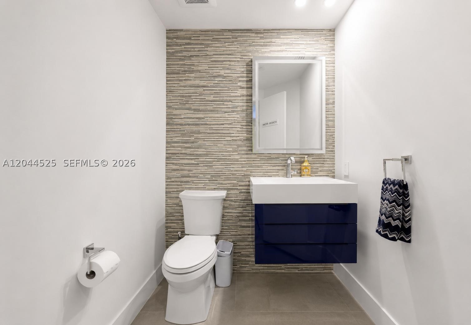 ONE ISLAND PLACE CONDO II - Residential