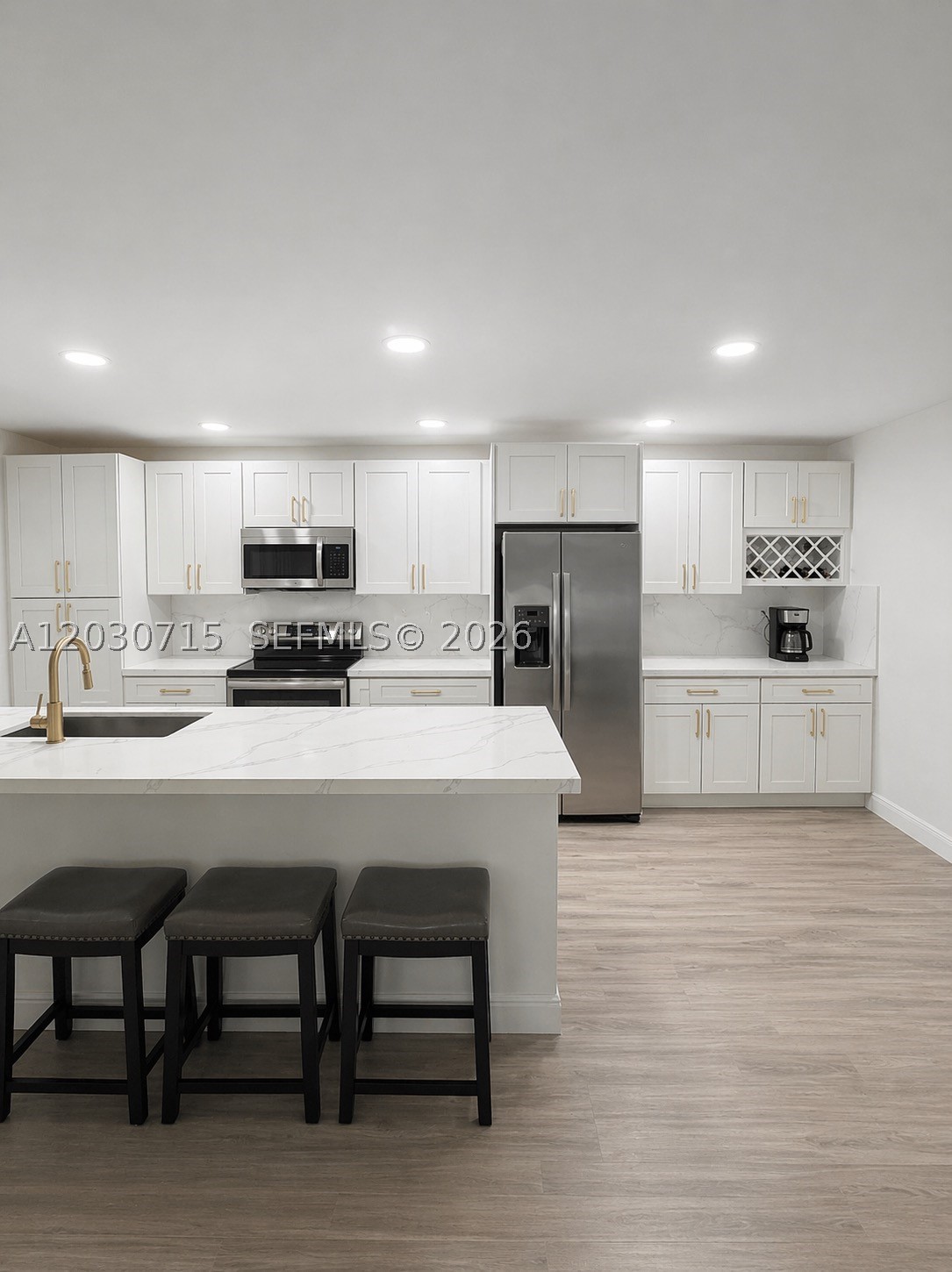 HIGH POINT OF DELRAY BEAC - Residential Lease