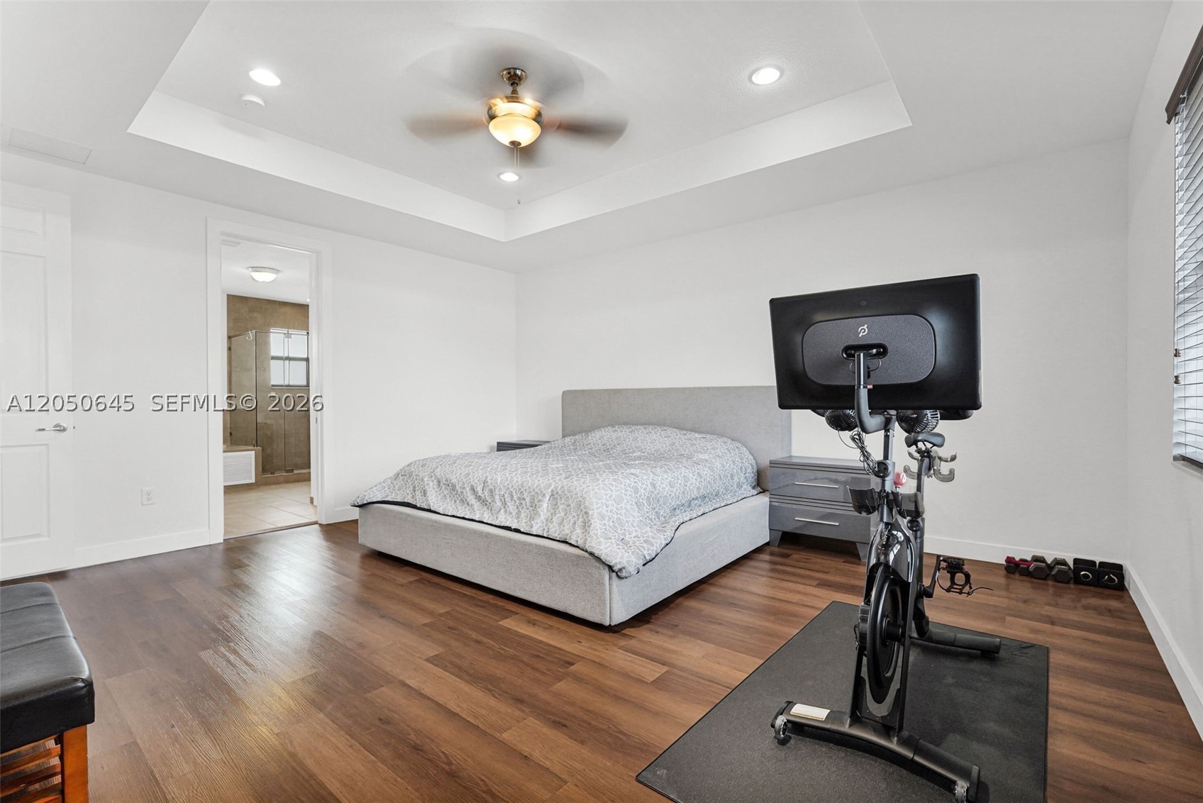 DORAL BREEZE - Residential