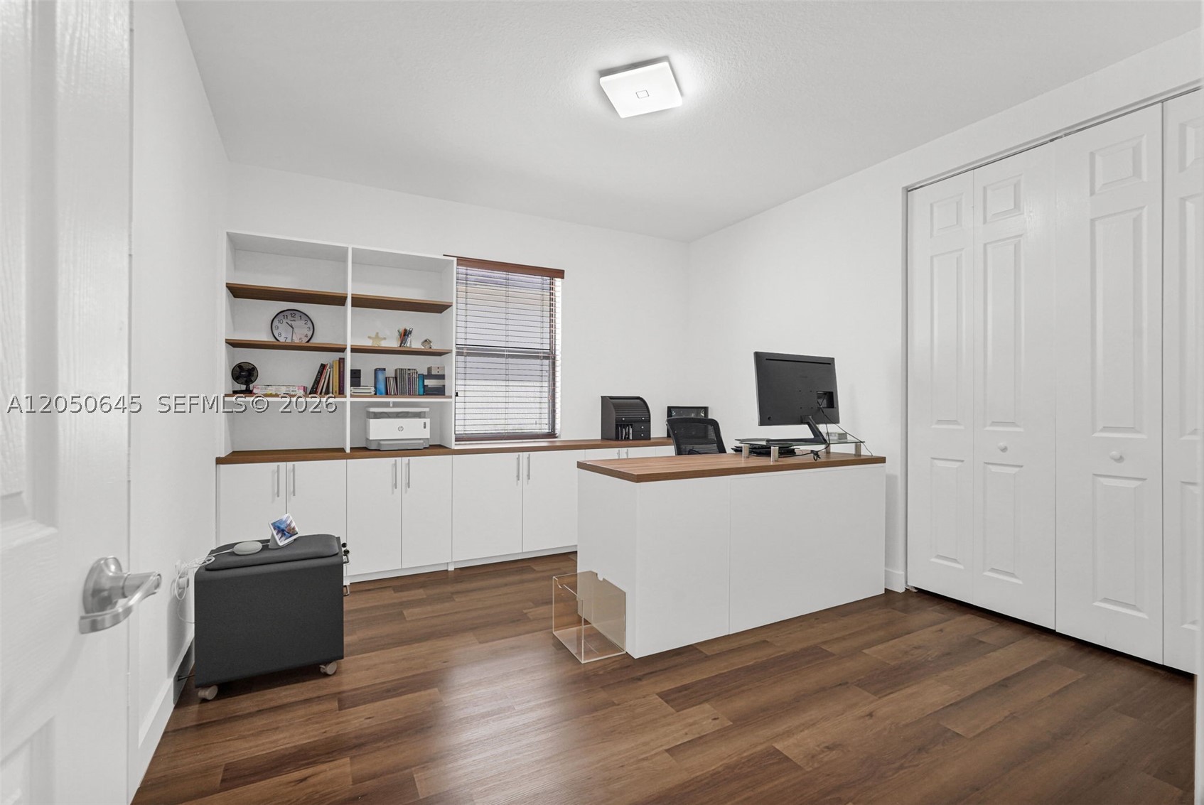 DORAL BREEZE - Residential