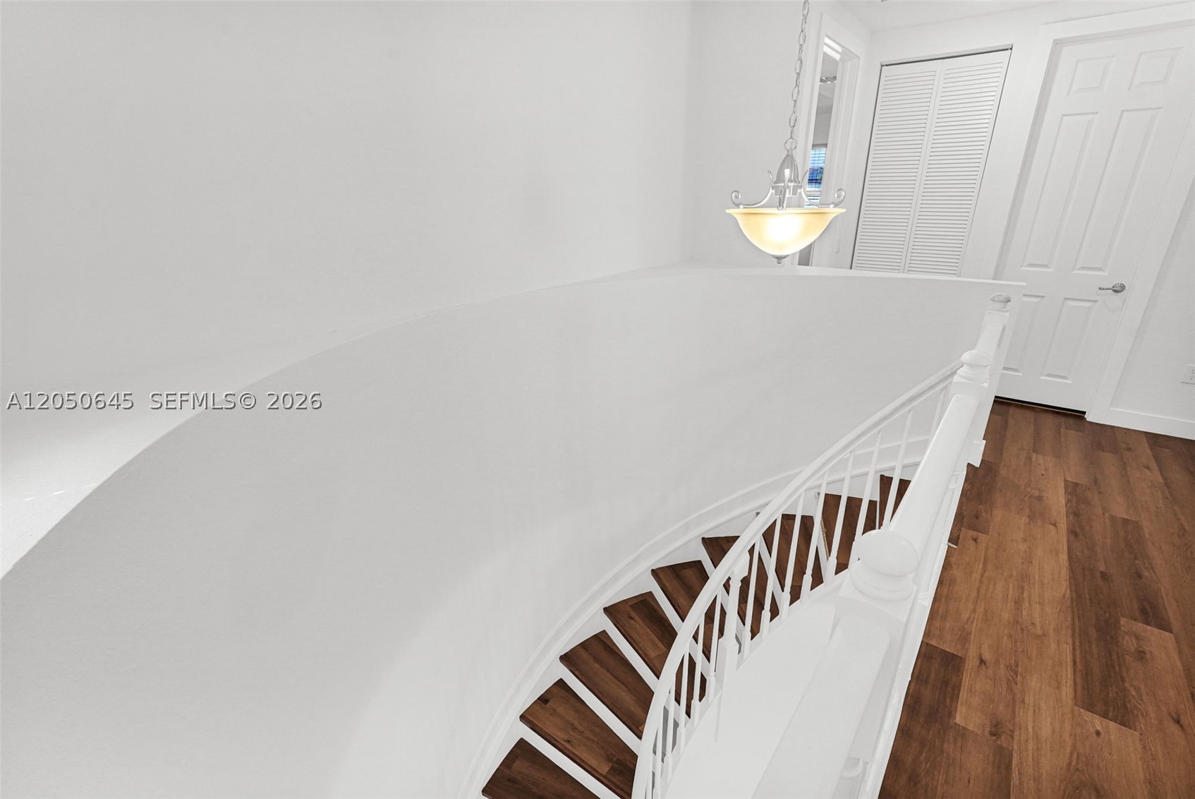 DORAL BREEZE - Residential