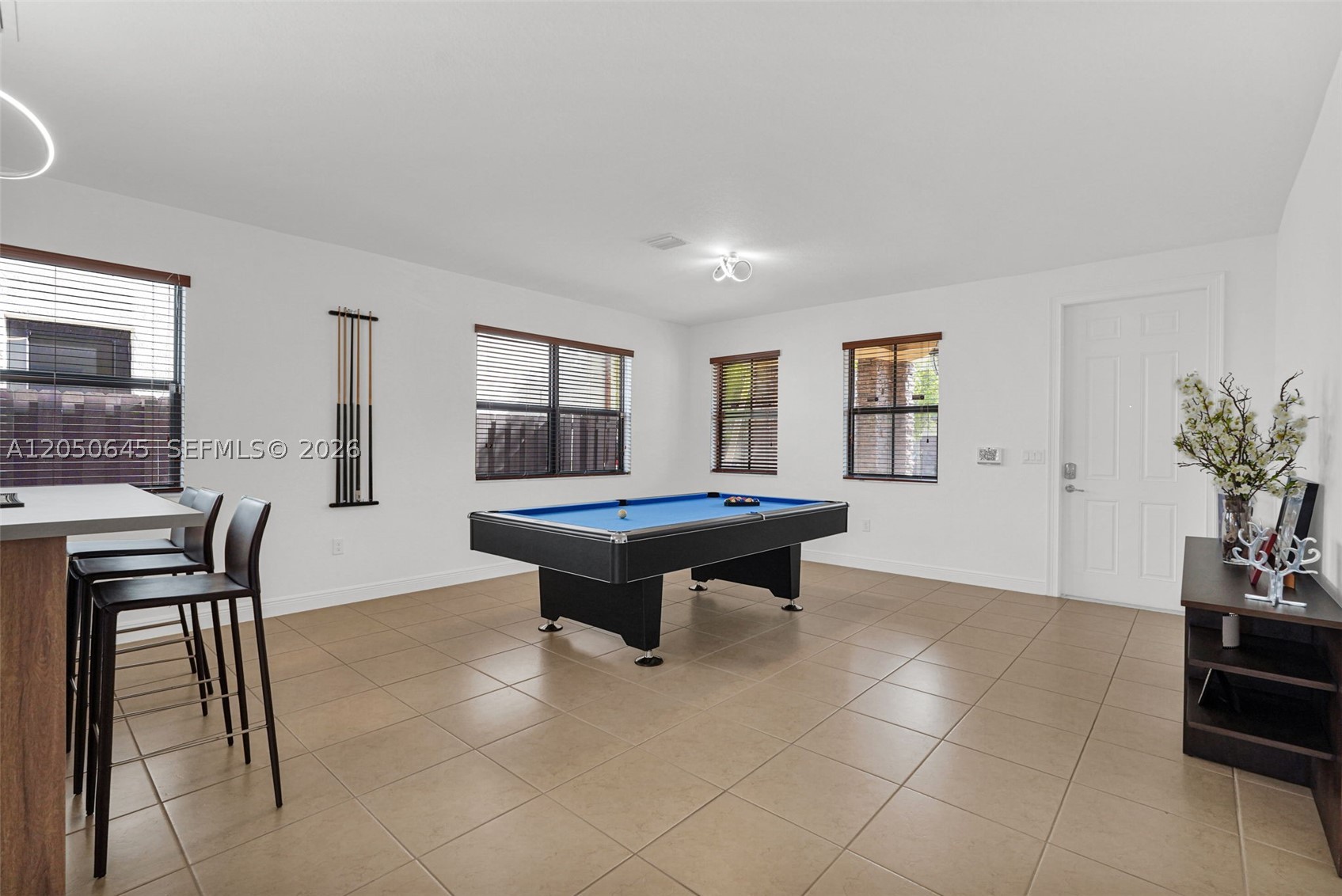 DORAL BREEZE - Residential