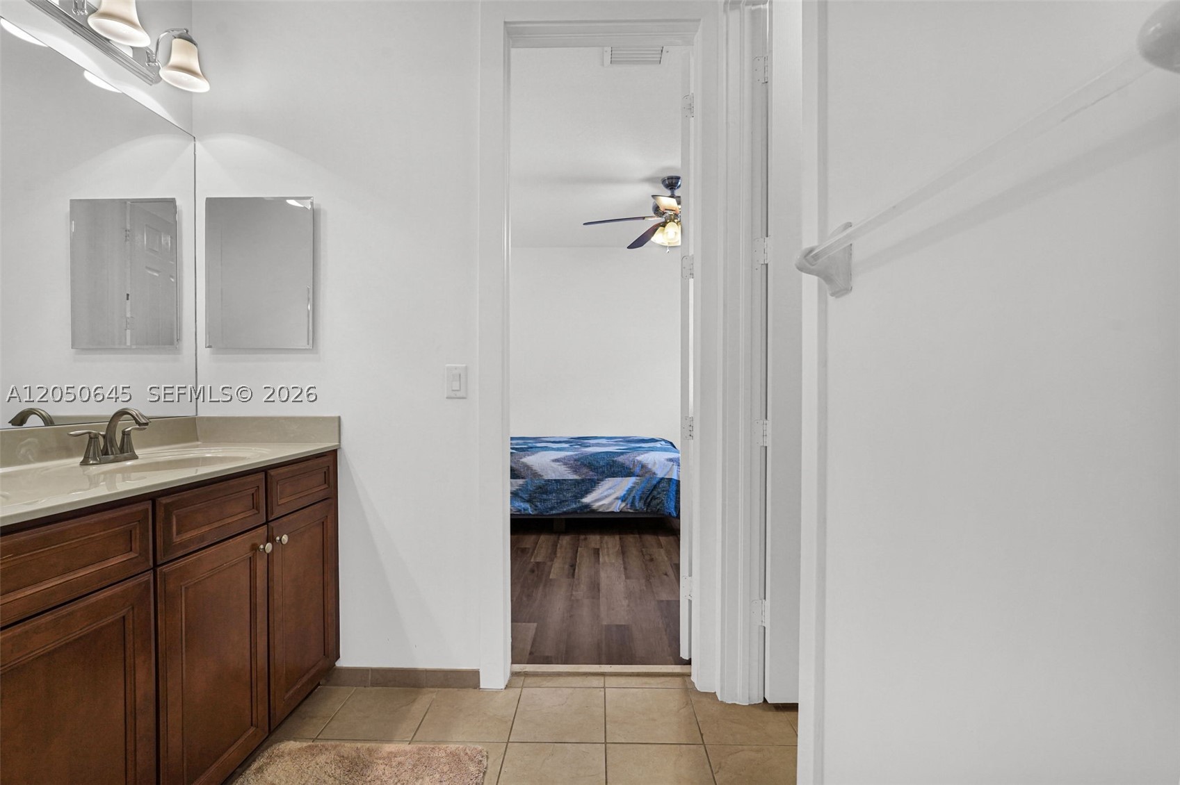DORAL BREEZE - Residential