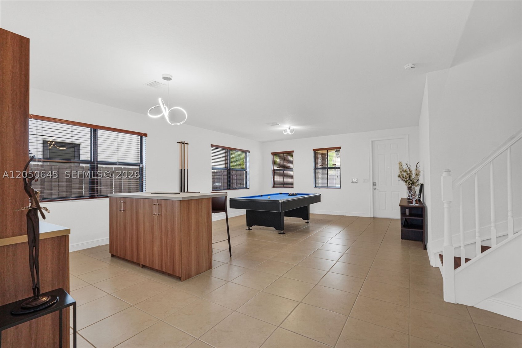 DORAL BREEZE - Residential