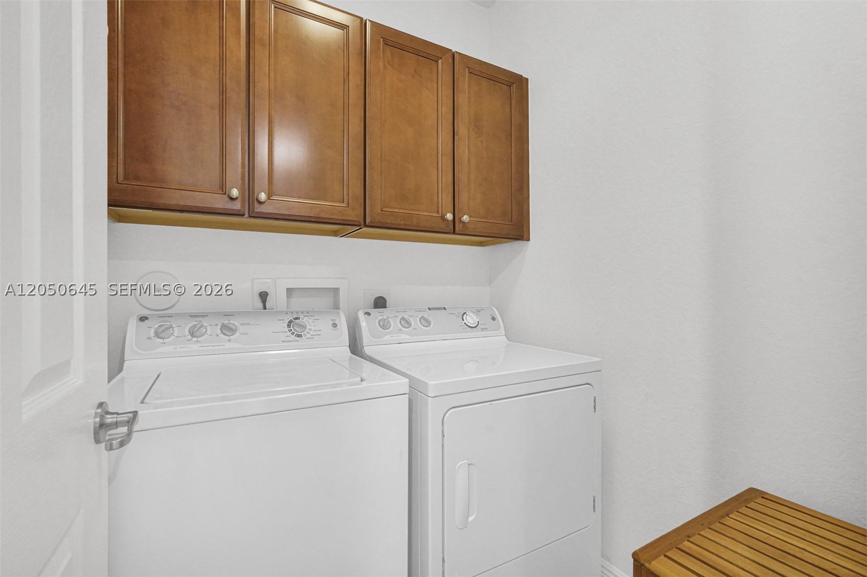 DORAL BREEZE - Residential