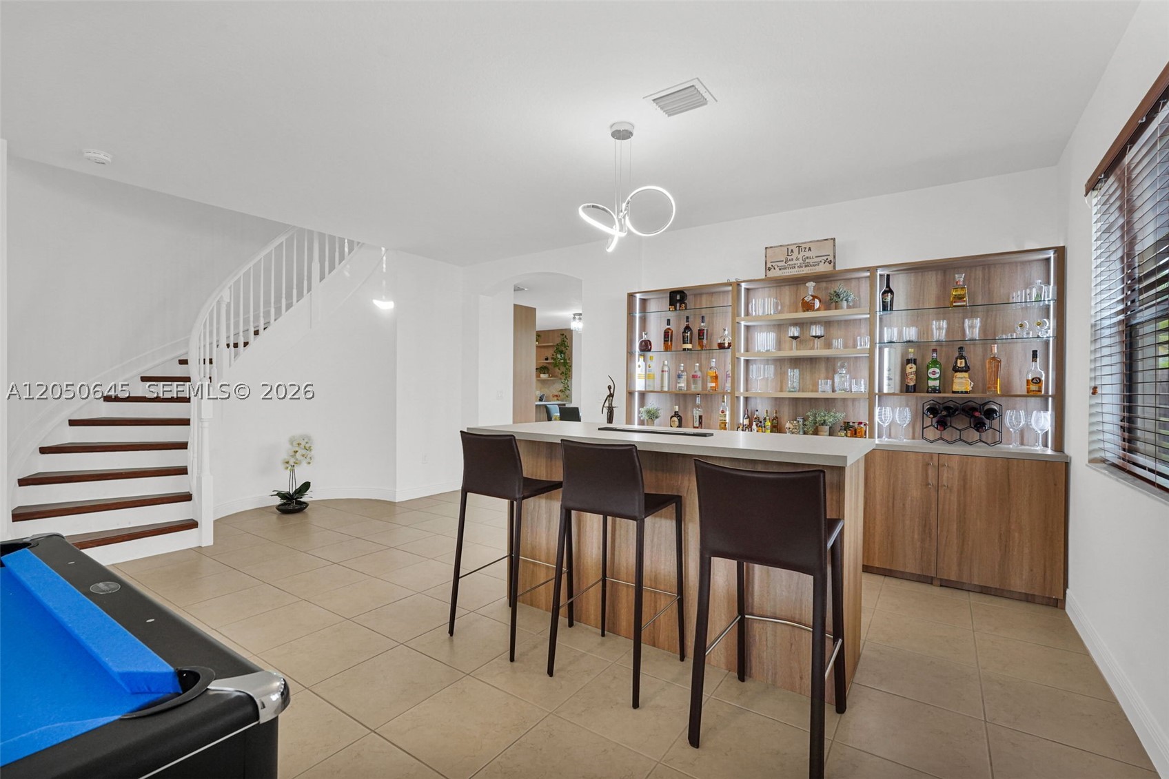 DORAL BREEZE - Residential