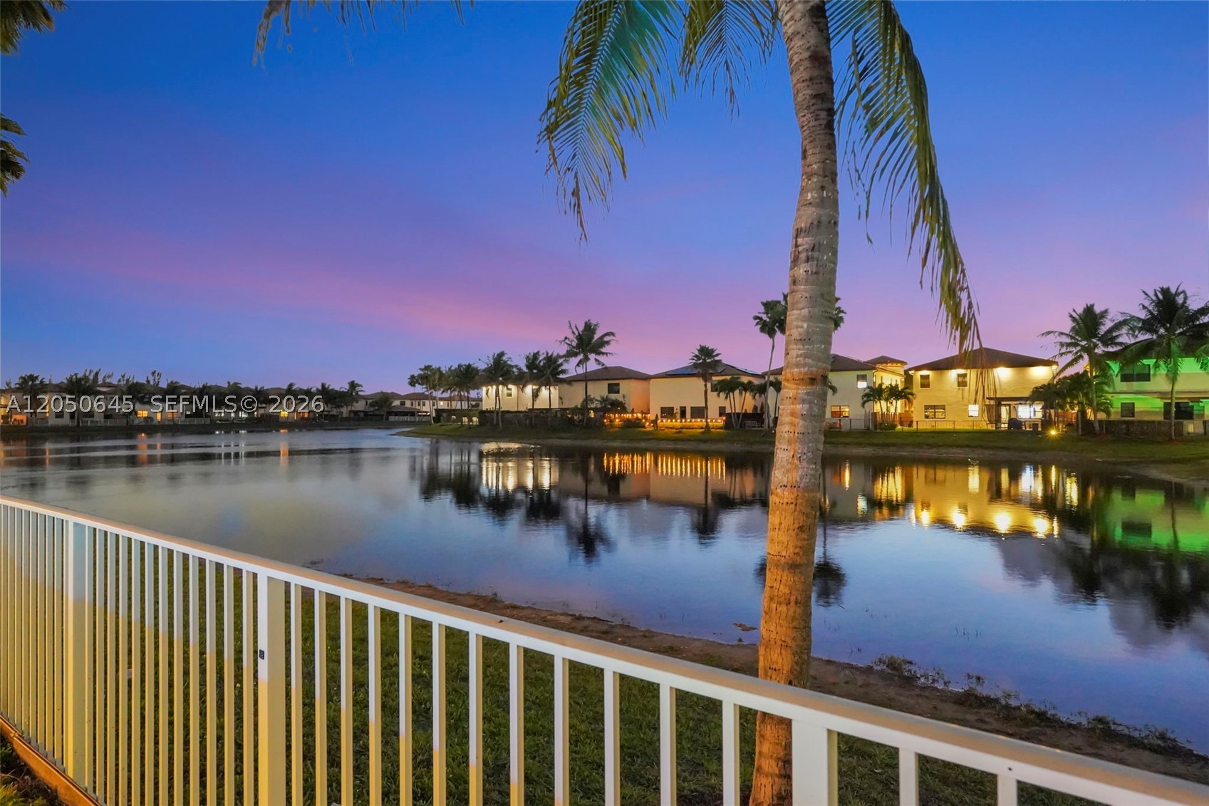 DORAL BREEZE - Residential