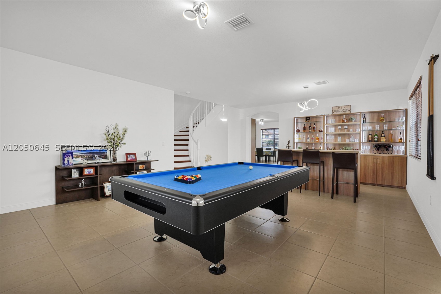 DORAL BREEZE - Residential