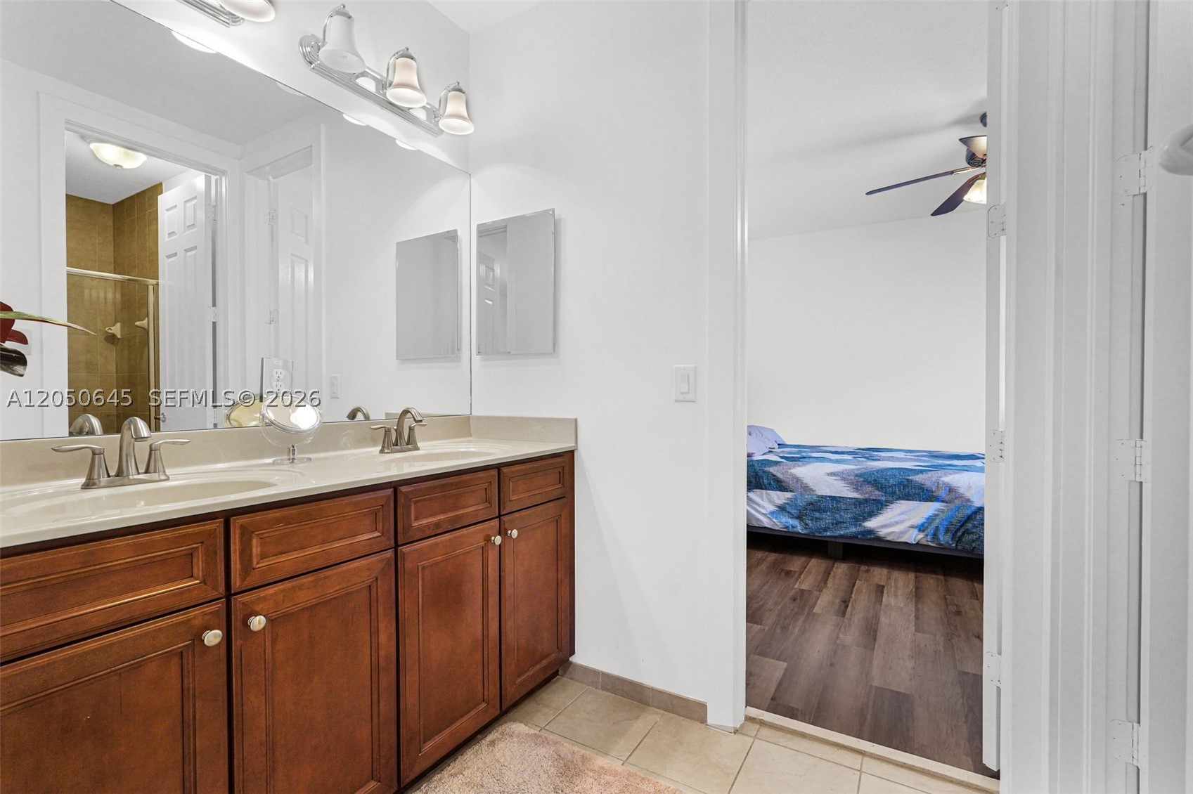 DORAL BREEZE - Residential