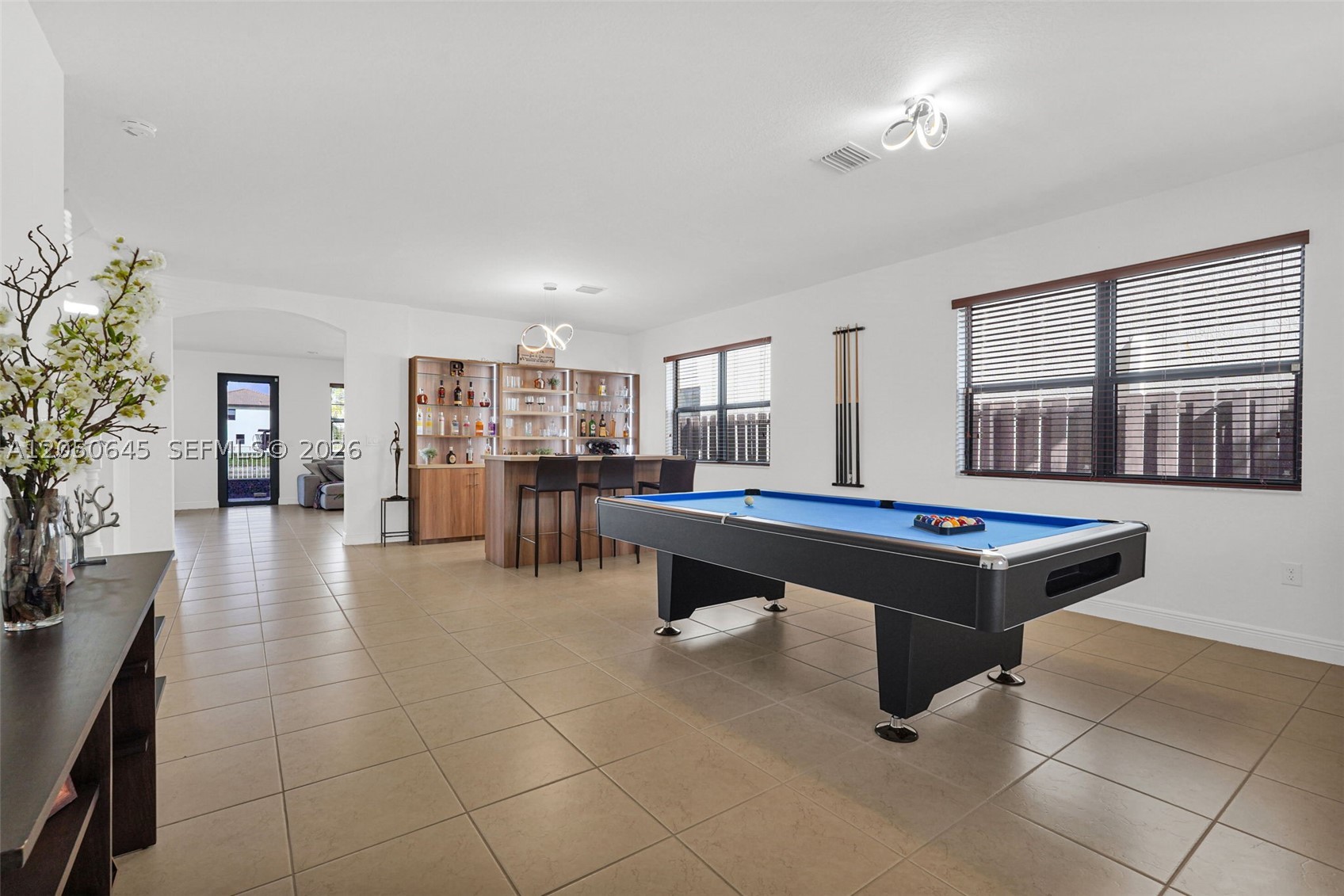 DORAL BREEZE - Residential