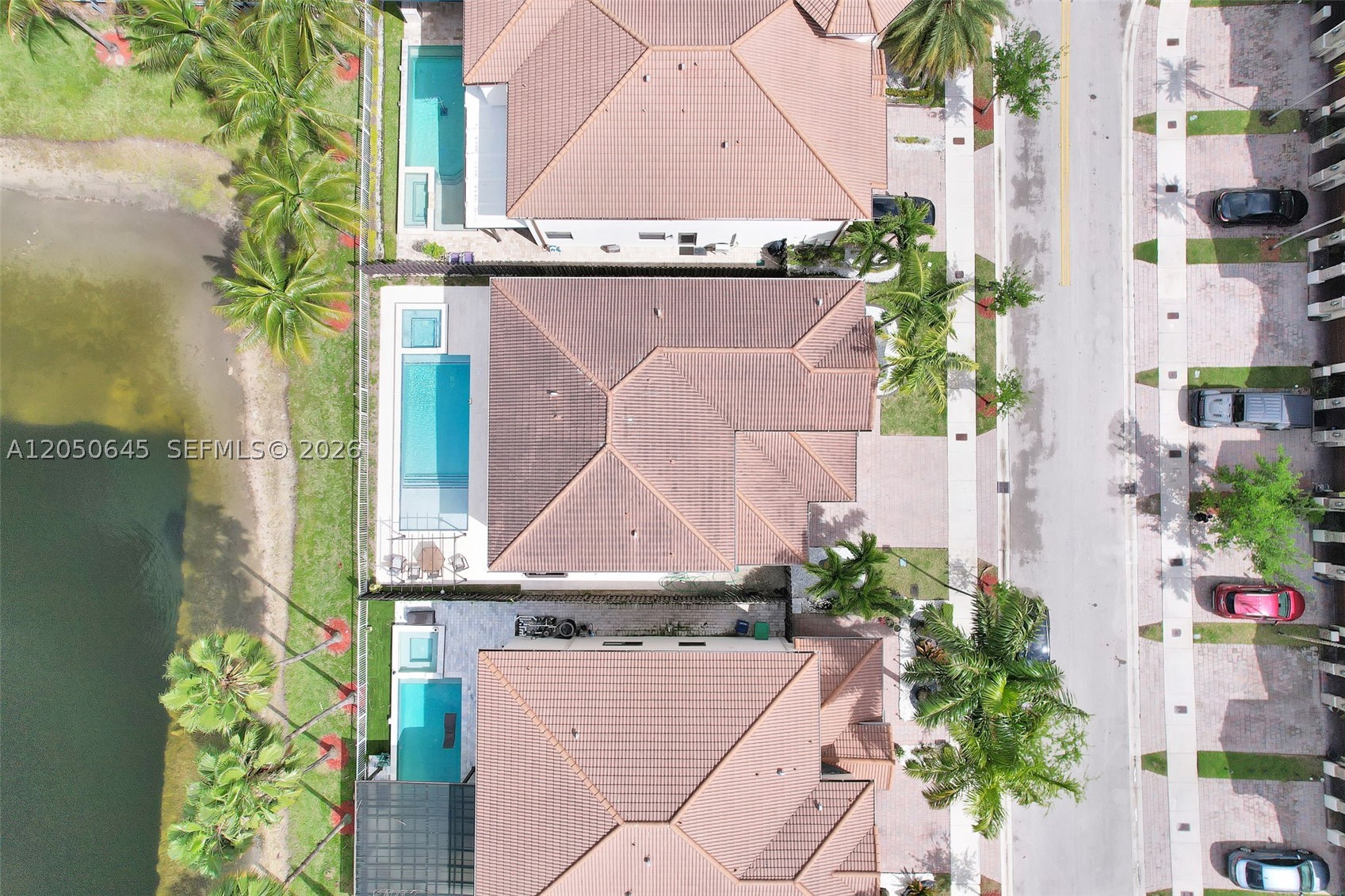 DORAL BREEZE - Residential