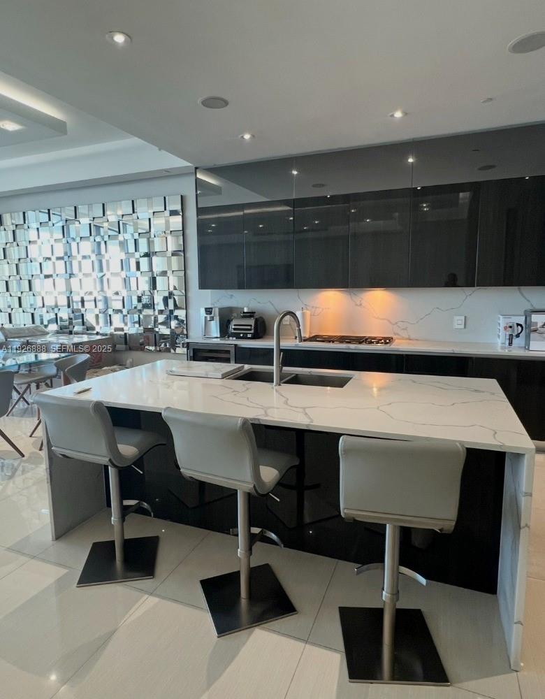 ECHO CONDO - Residential