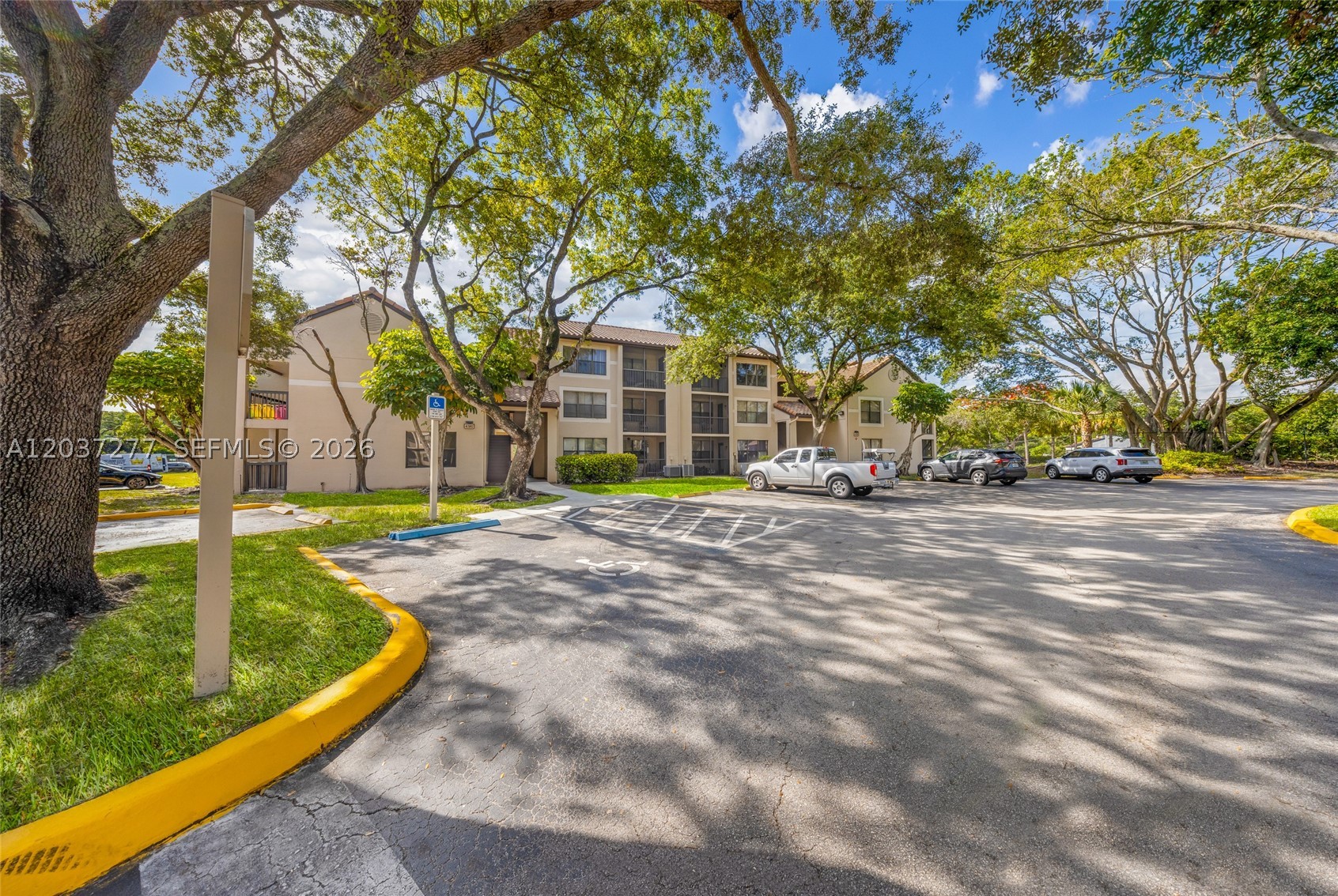 PALM AIRE GARDENS CONDO - Residential