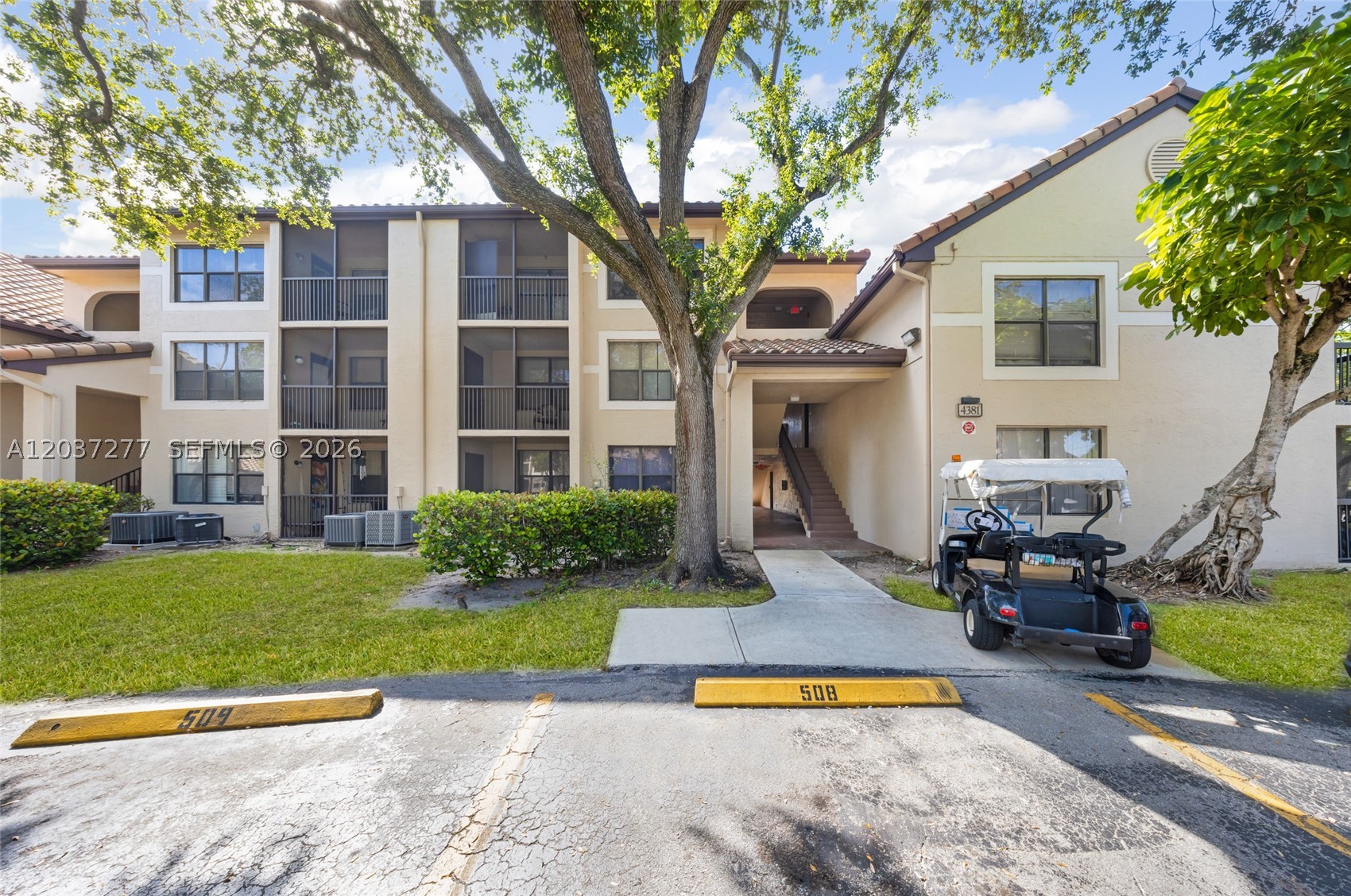 PALM AIRE GARDENS CONDO - Residential