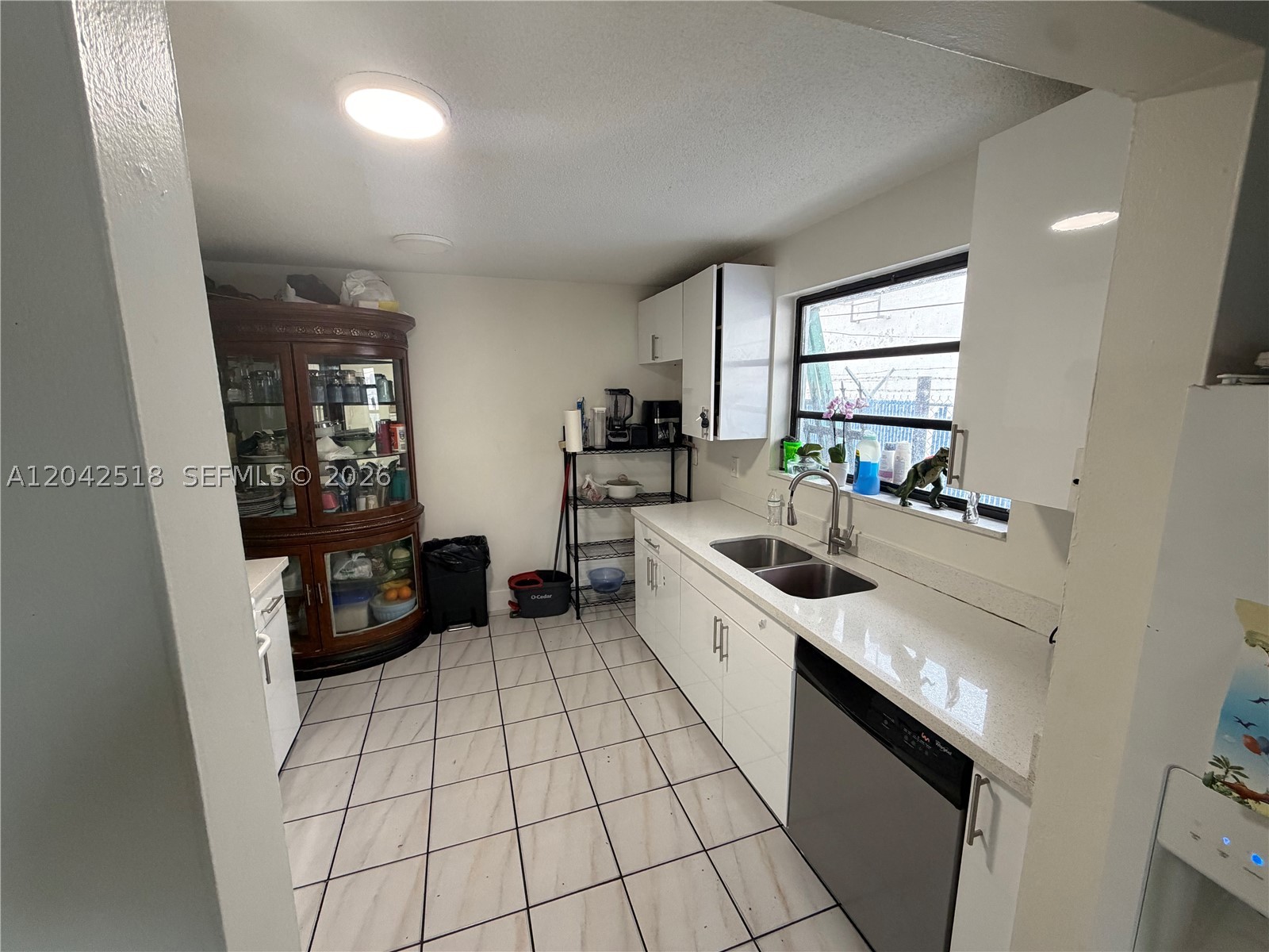 KENWOOD SUB - Residential Income