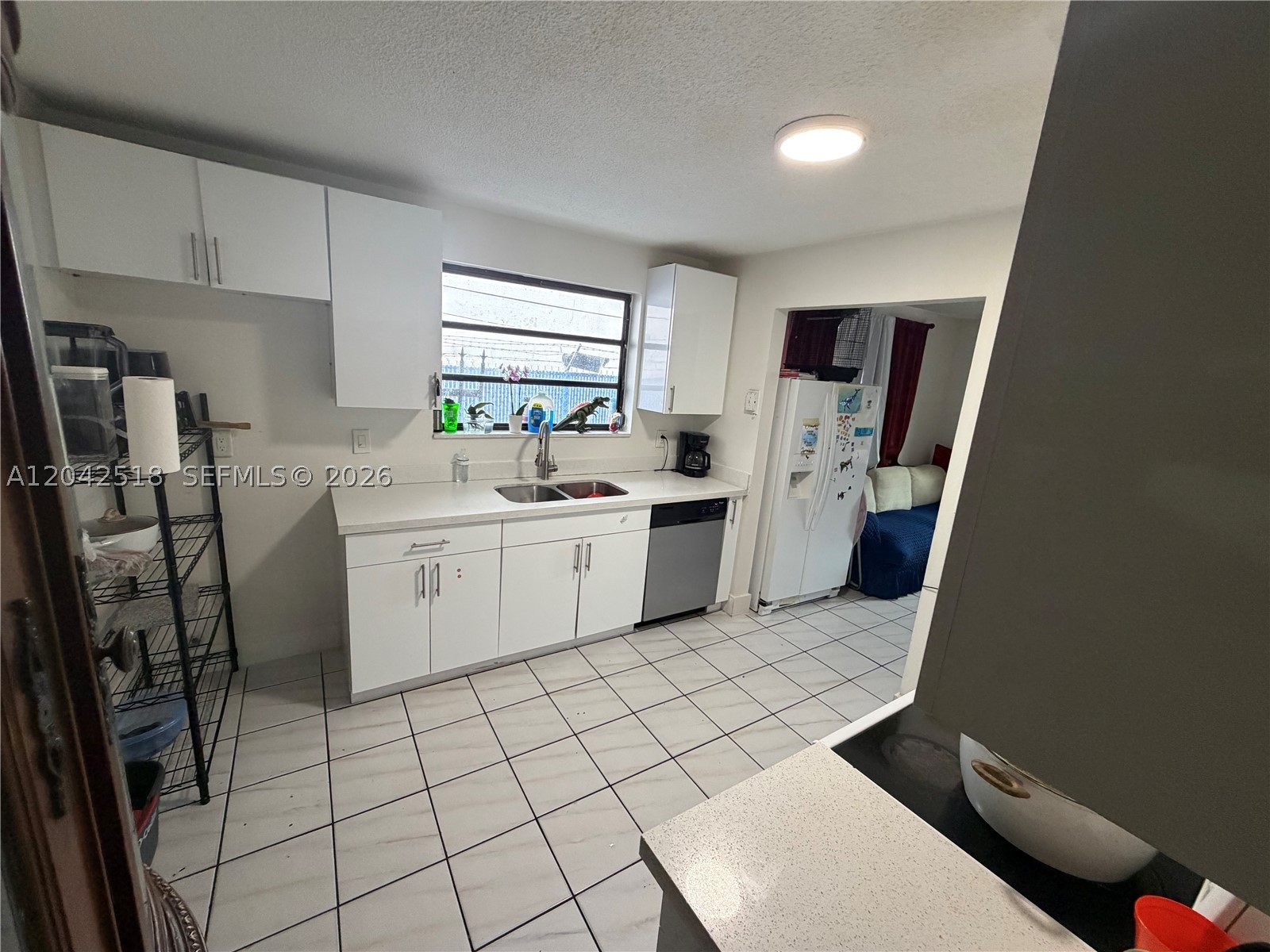 KENWOOD SUB - Residential Income