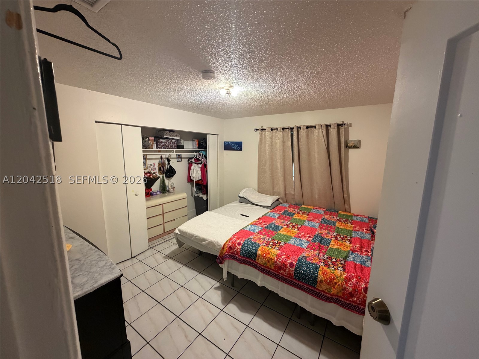 KENWOOD SUB - Residential Income