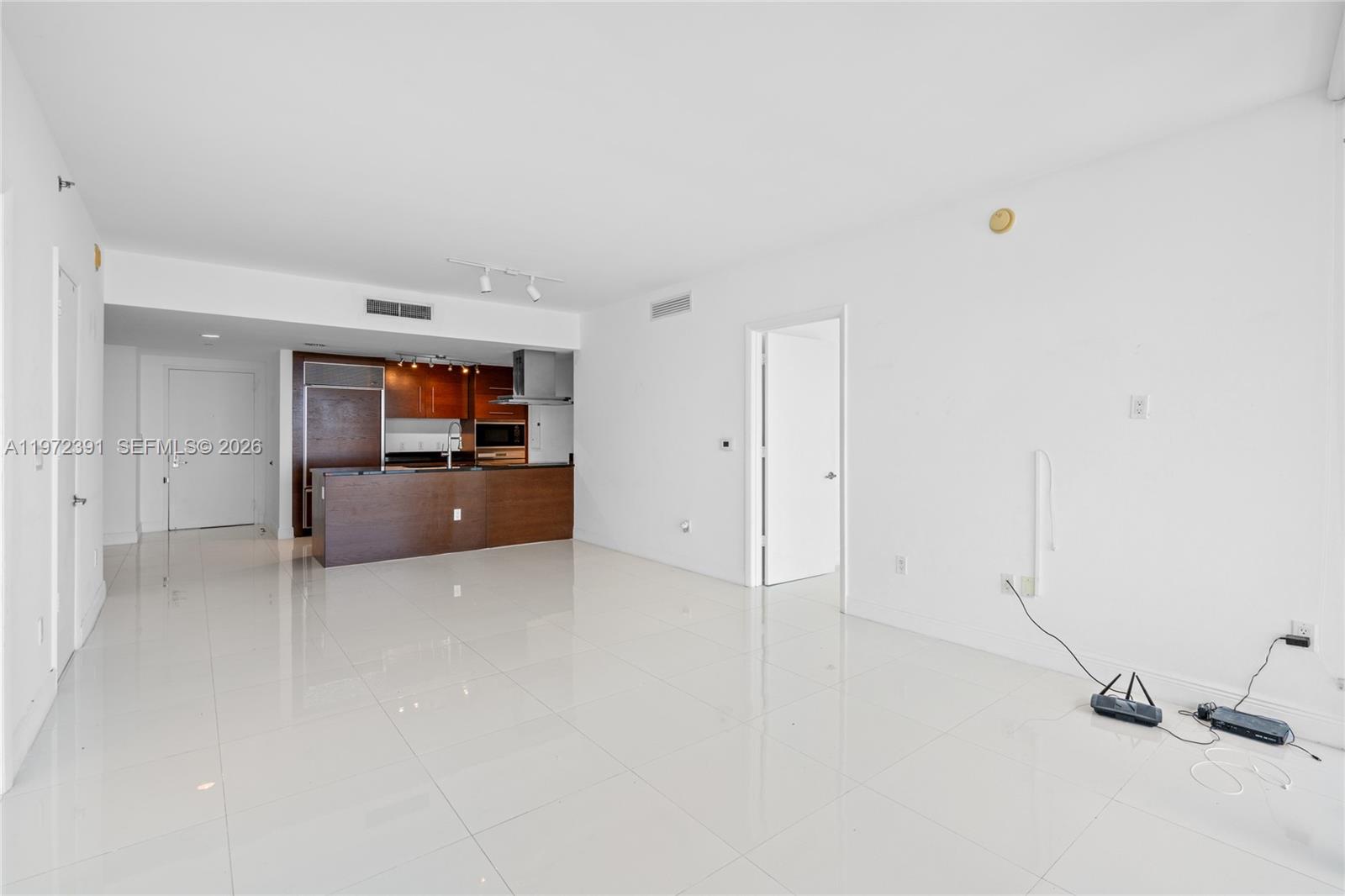 ICON BRICKELL NO TWO - Residential