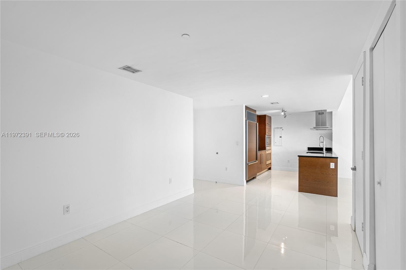 ICON BRICKELL NO TWO - Residential