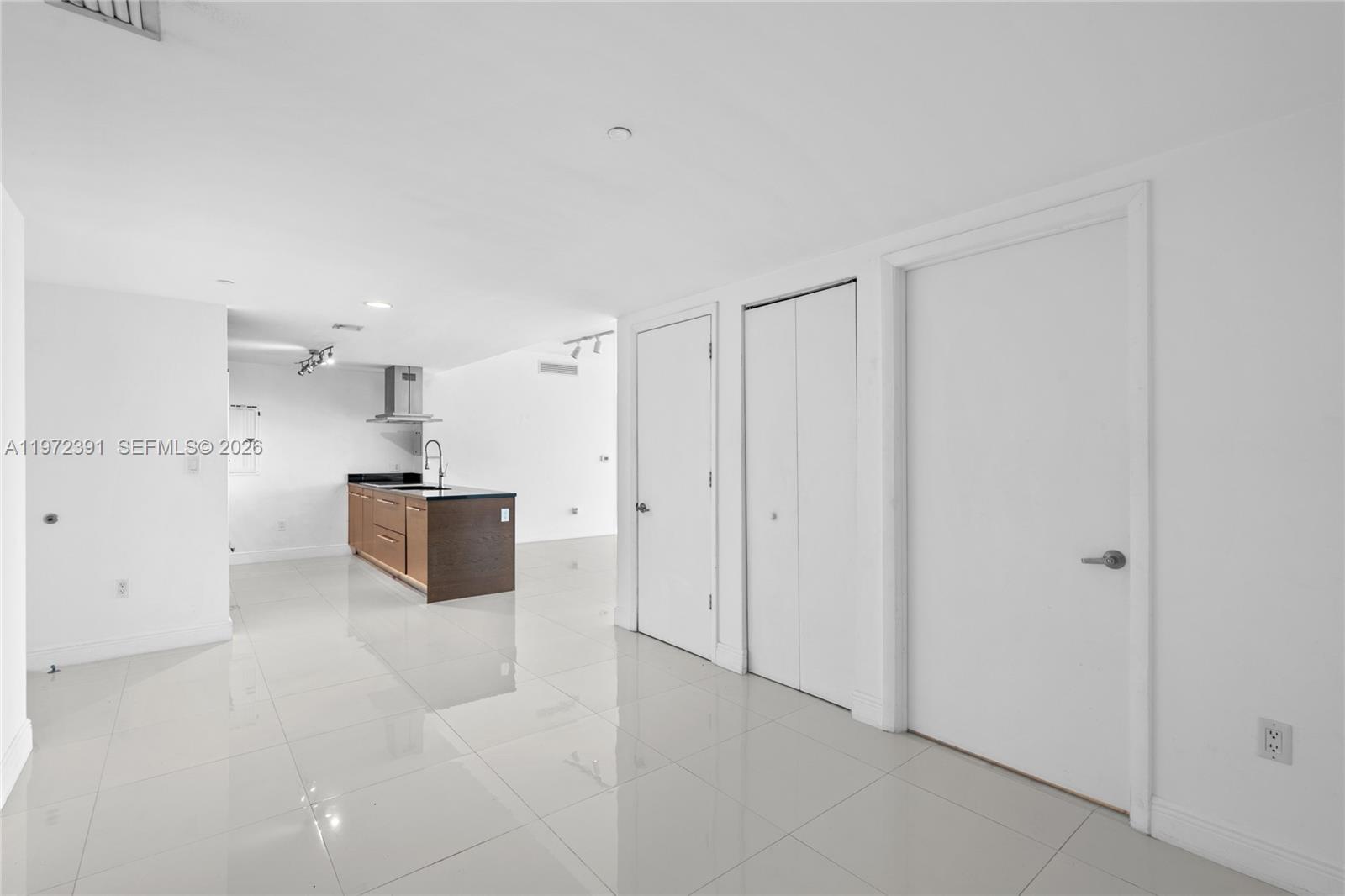 ICON BRICKELL NO TWO - Residential