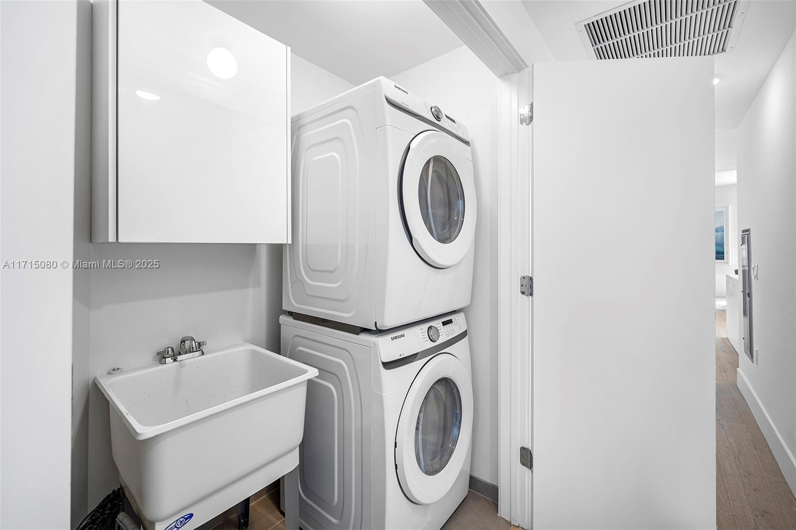 AMD PL OF 2ND OCEAN FRONT - Residential