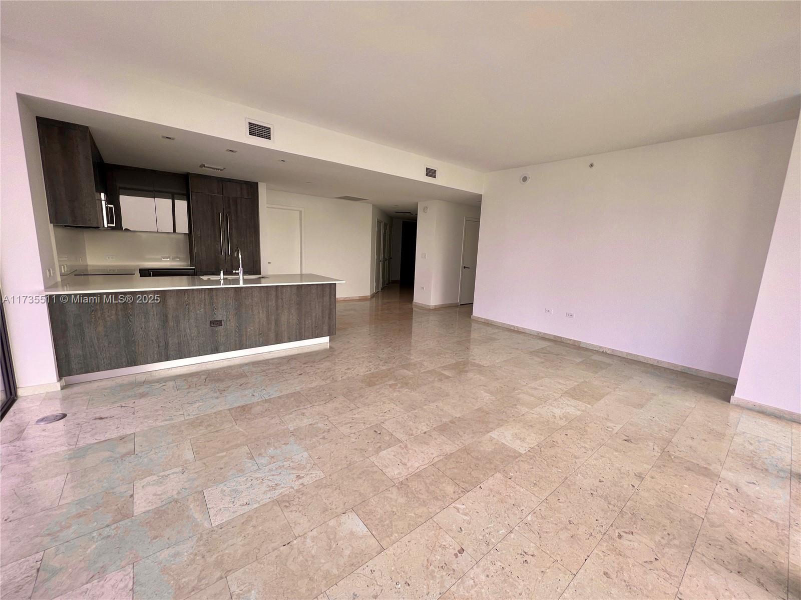 RISE CONDO - Residential Lease