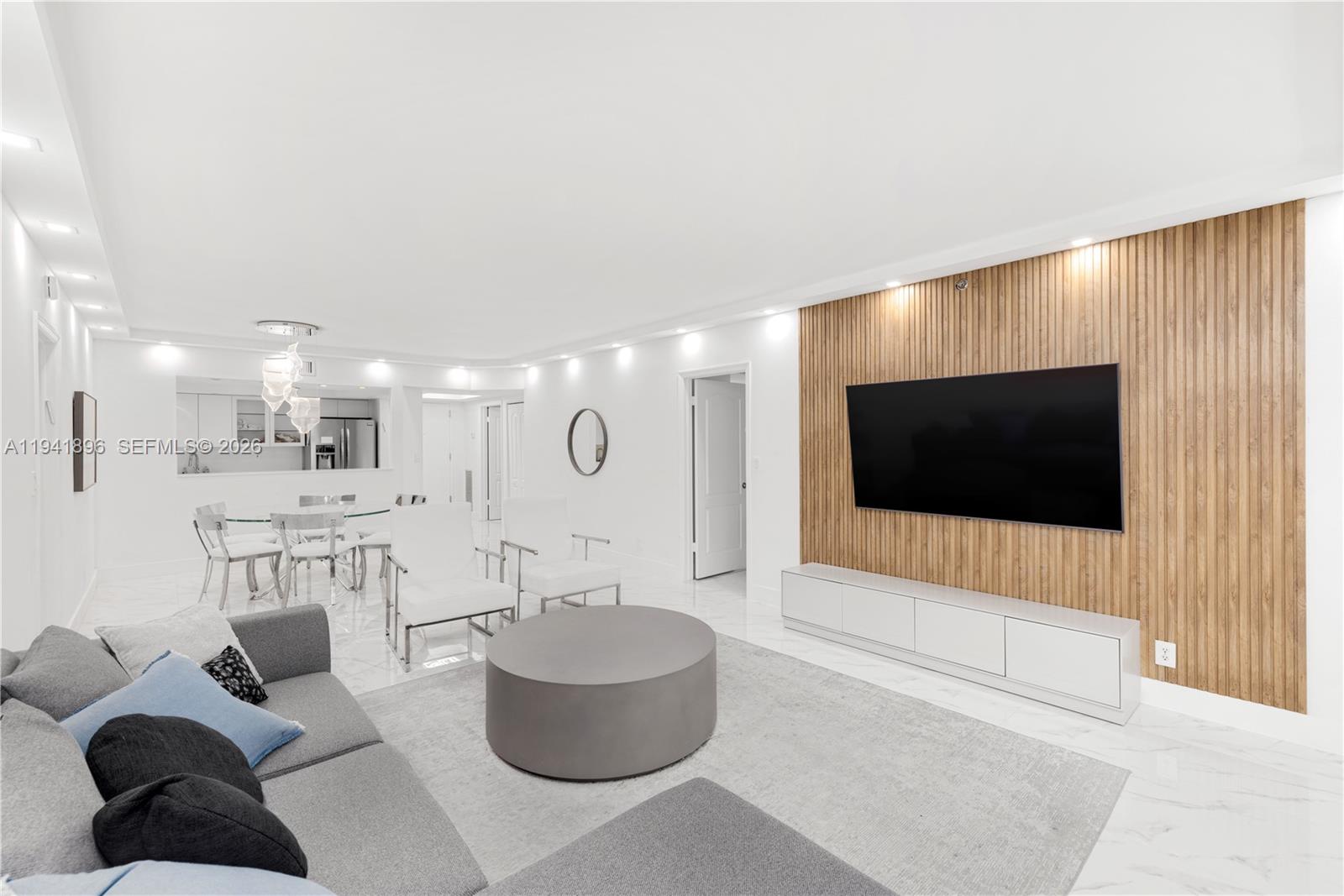 THE WAVES CONDO - Residential