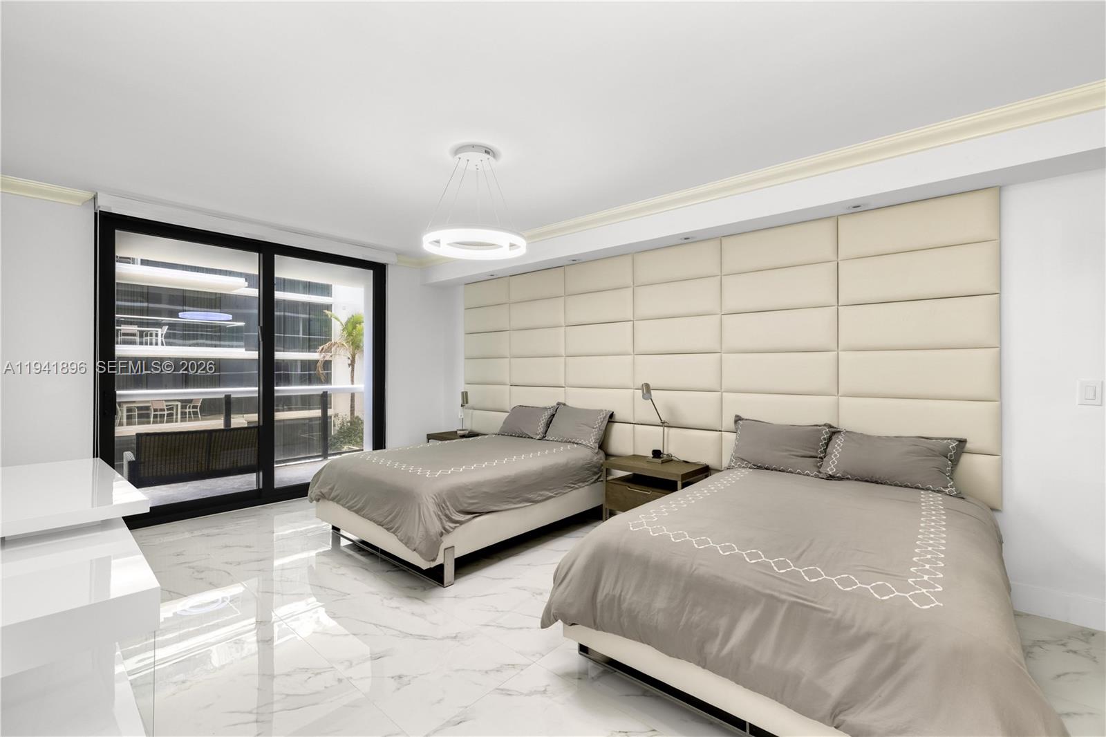THE WAVES CONDO - Residential