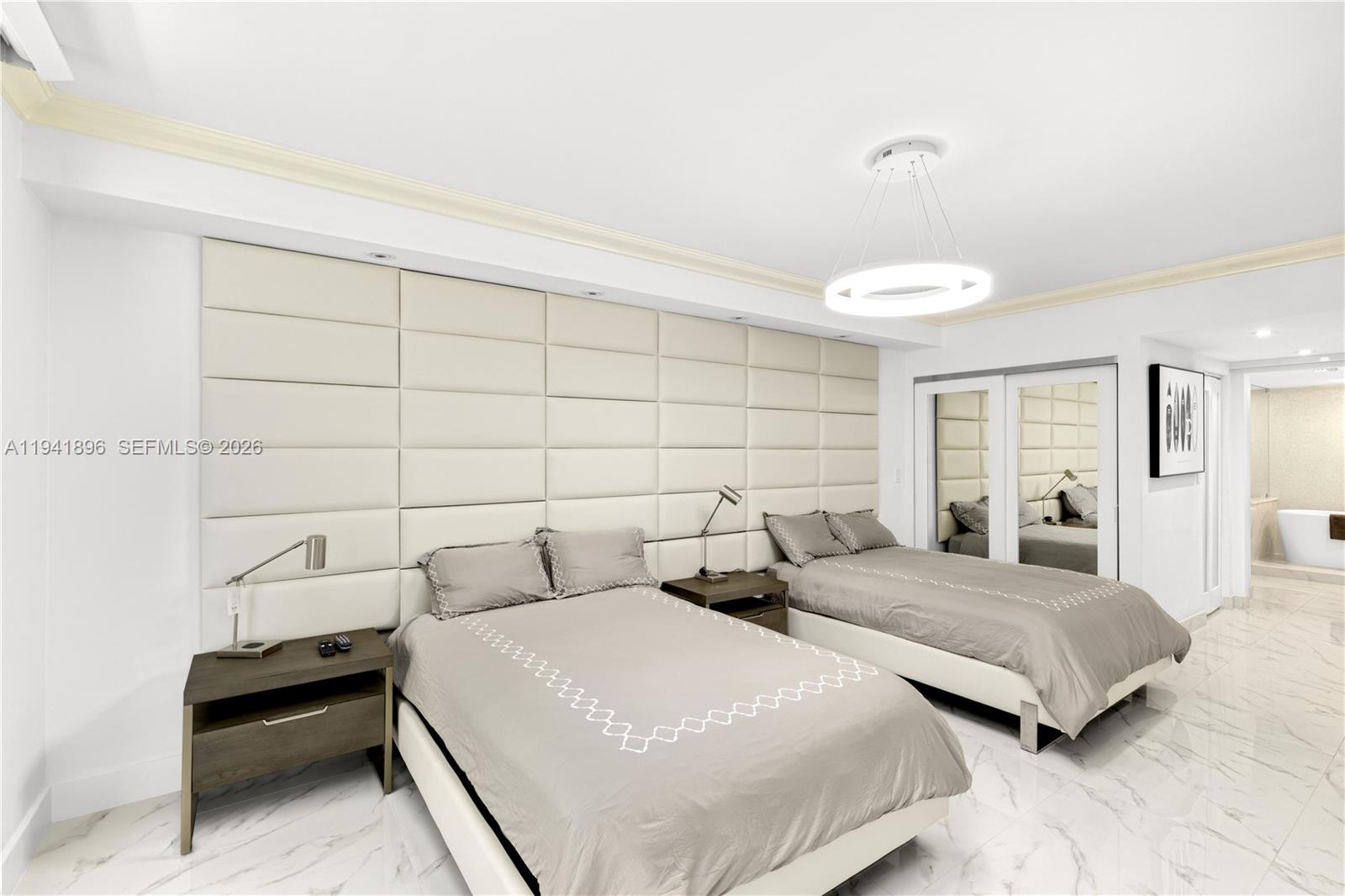 THE WAVES CONDO - Residential