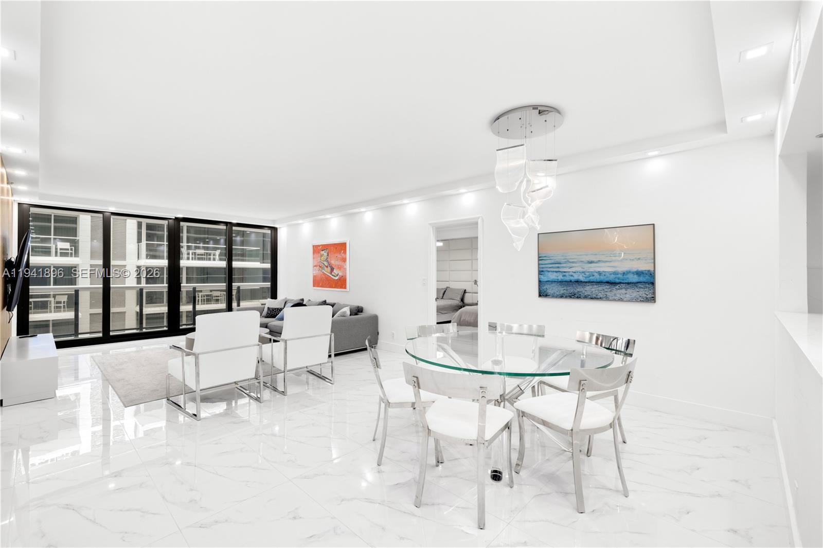 THE WAVES CONDO - Residential