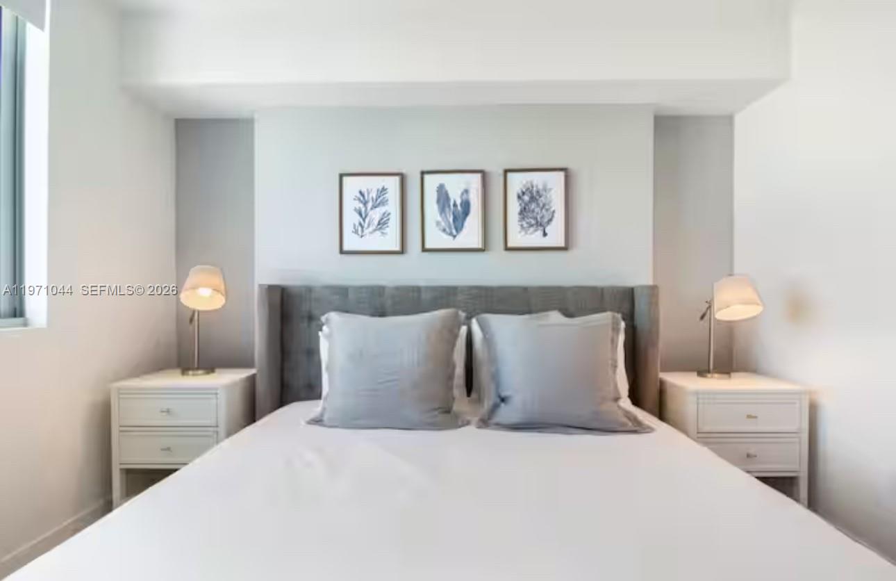 QUADRO CONDO - Residential