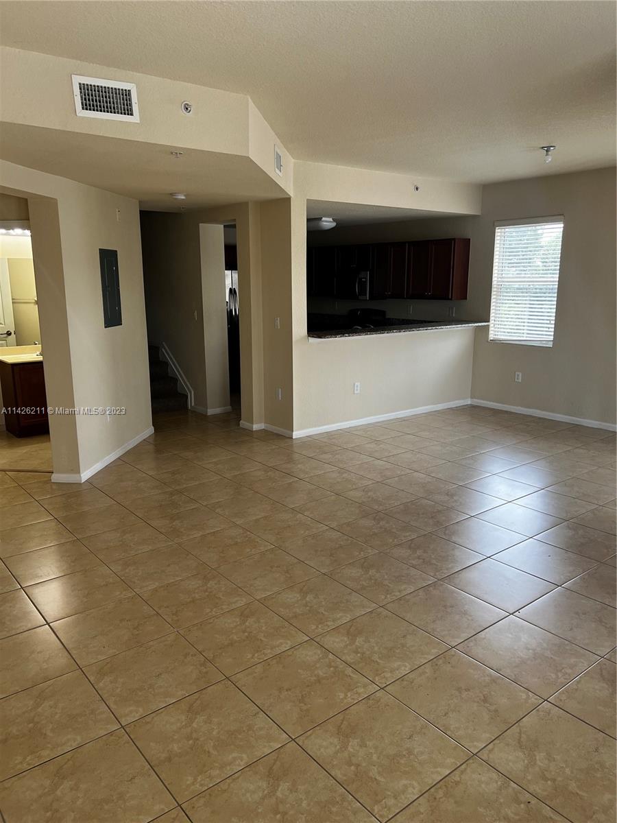 ST MORITZ AT DORAL CONDO - Residential Lease