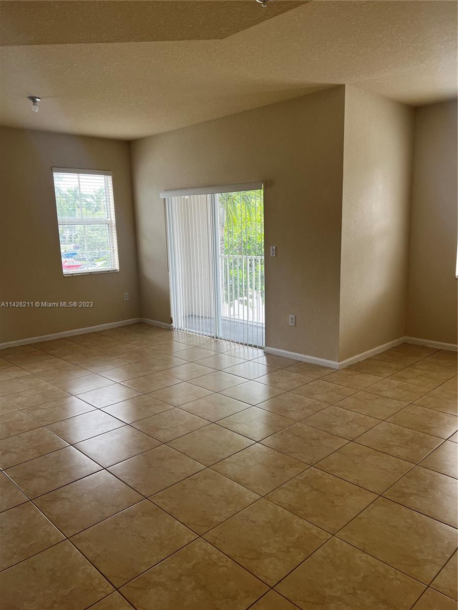 ST MORITZ AT DORAL CONDO - Residential Lease