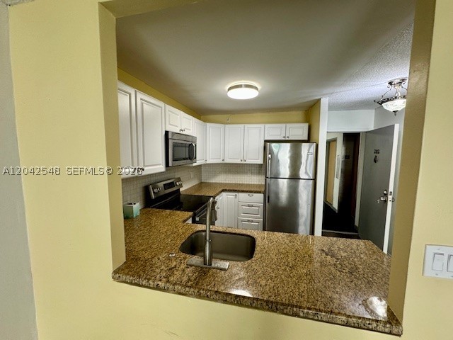 NEWPORT AT LAUDERHILL CON - Residential