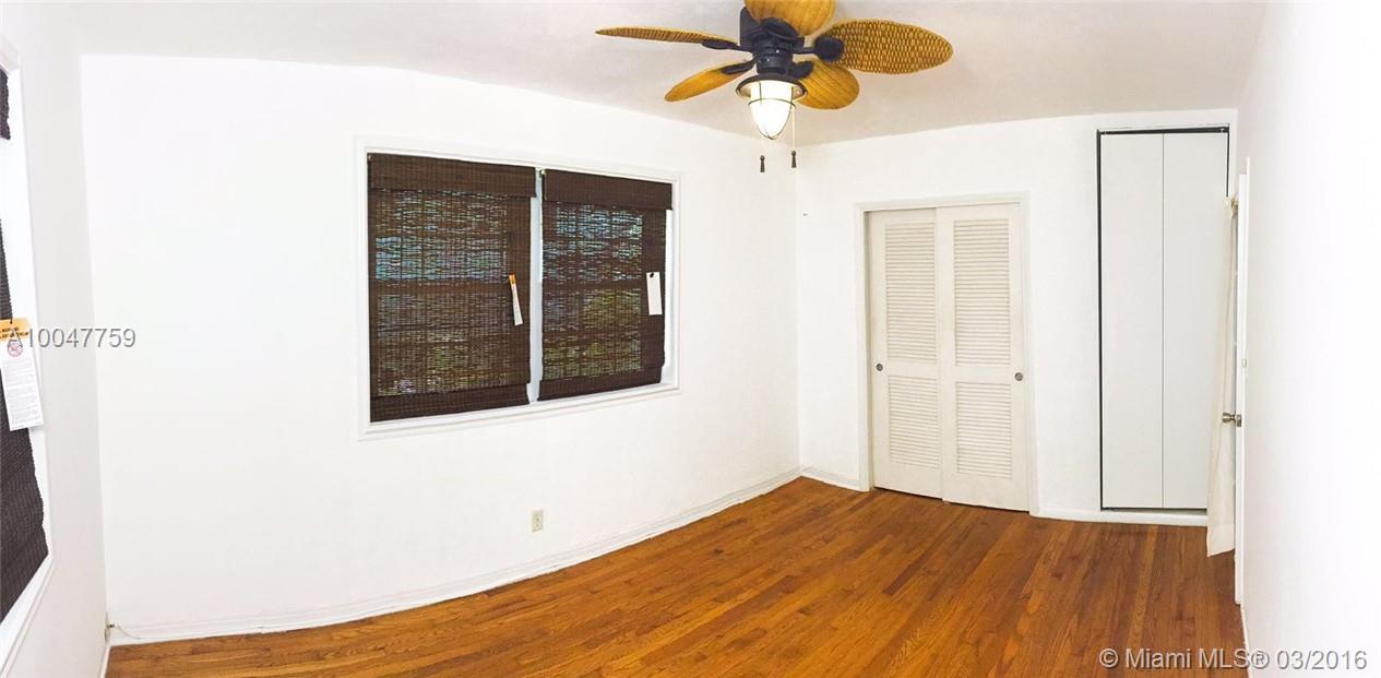 Hollywood Park 4-19 B - Residential Lease
