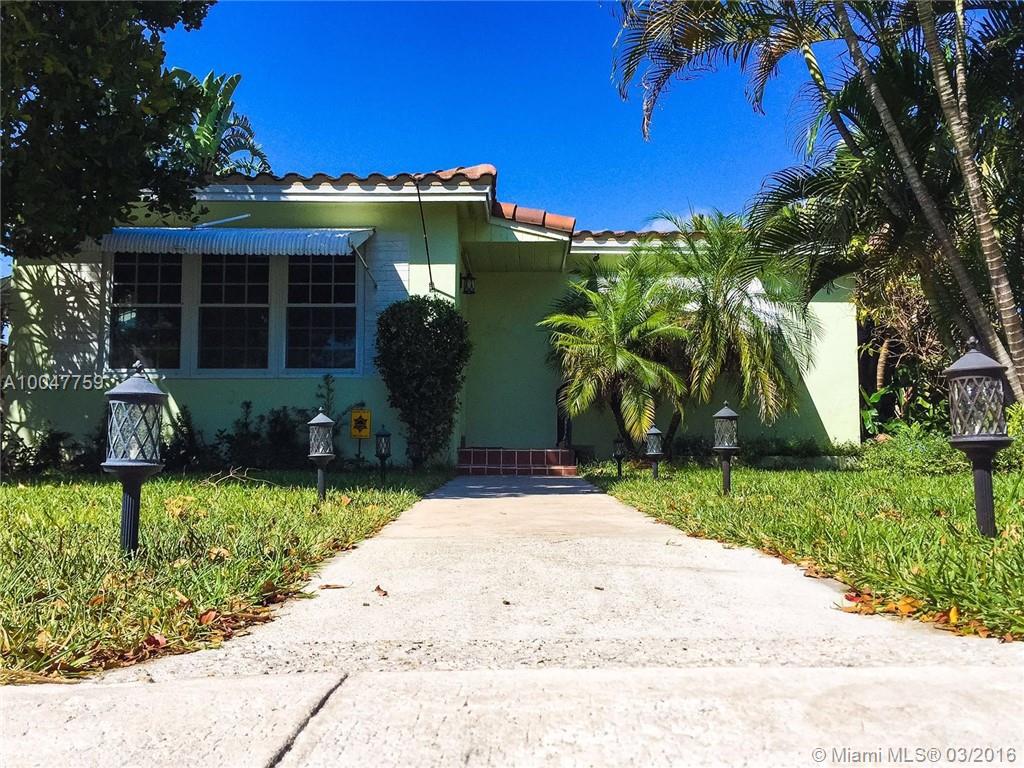 This home is great for entertaining and filled with extras! Wood floors, private spa like back yard with peaceful fountain, large shed is air conditioned and has electricity,perfect for a home office space. Great location places you minutes from the beach, airport, movies, farmers markets and Hollywoods best dining spots.