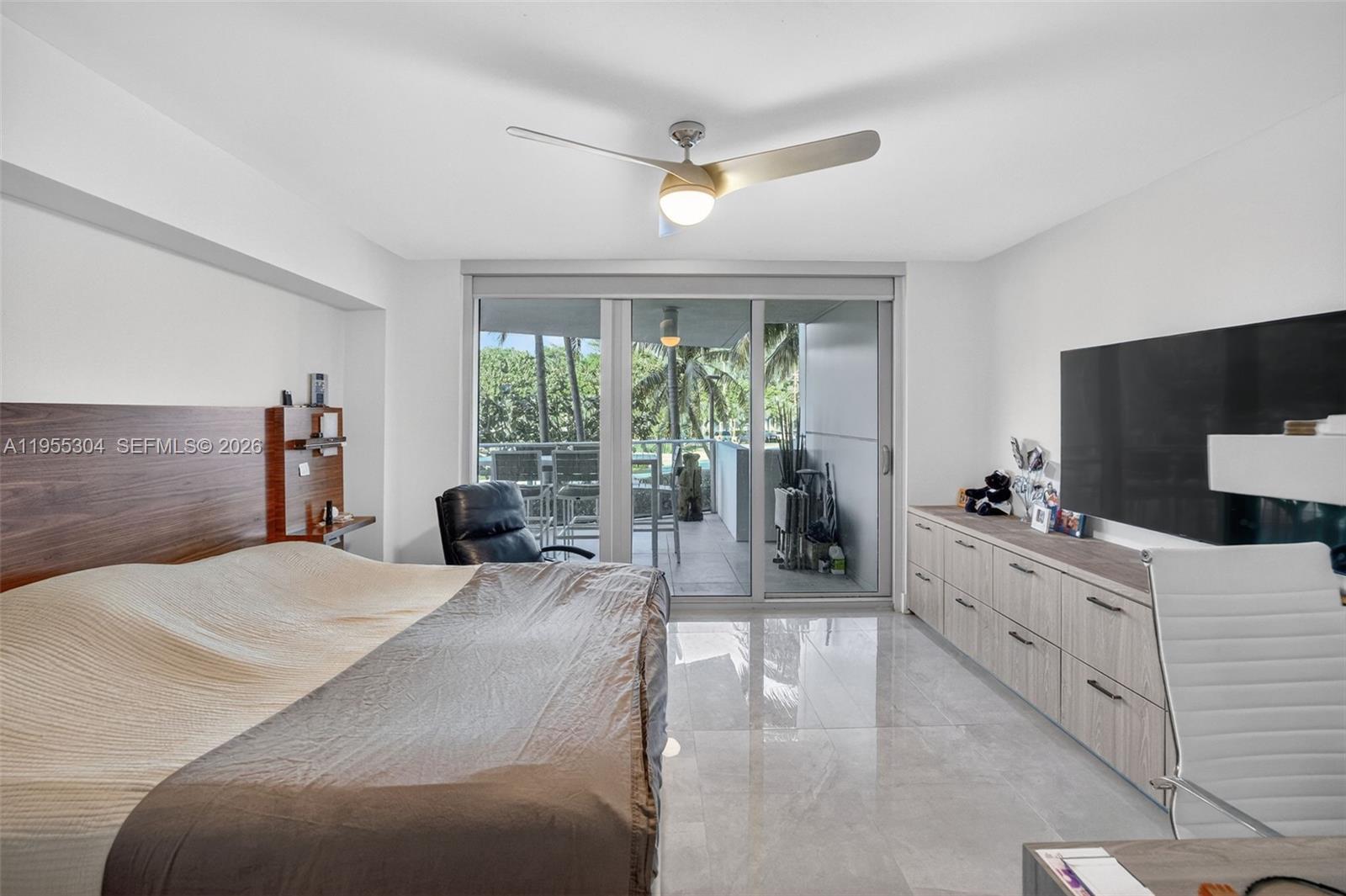 PARAMOUNT FT LAUDERDALE C - Residential